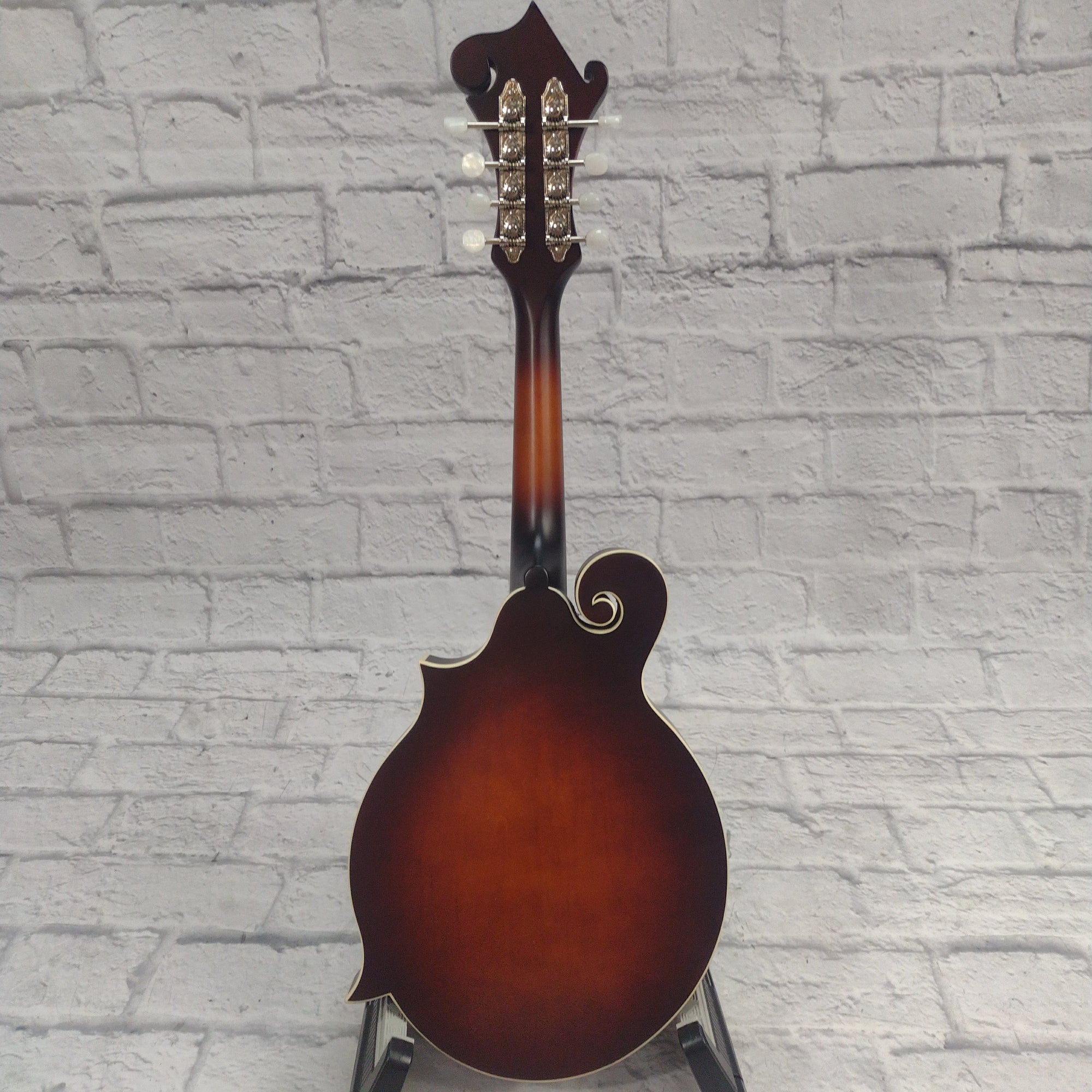 The Loar LM-310F-BRB Mandolins