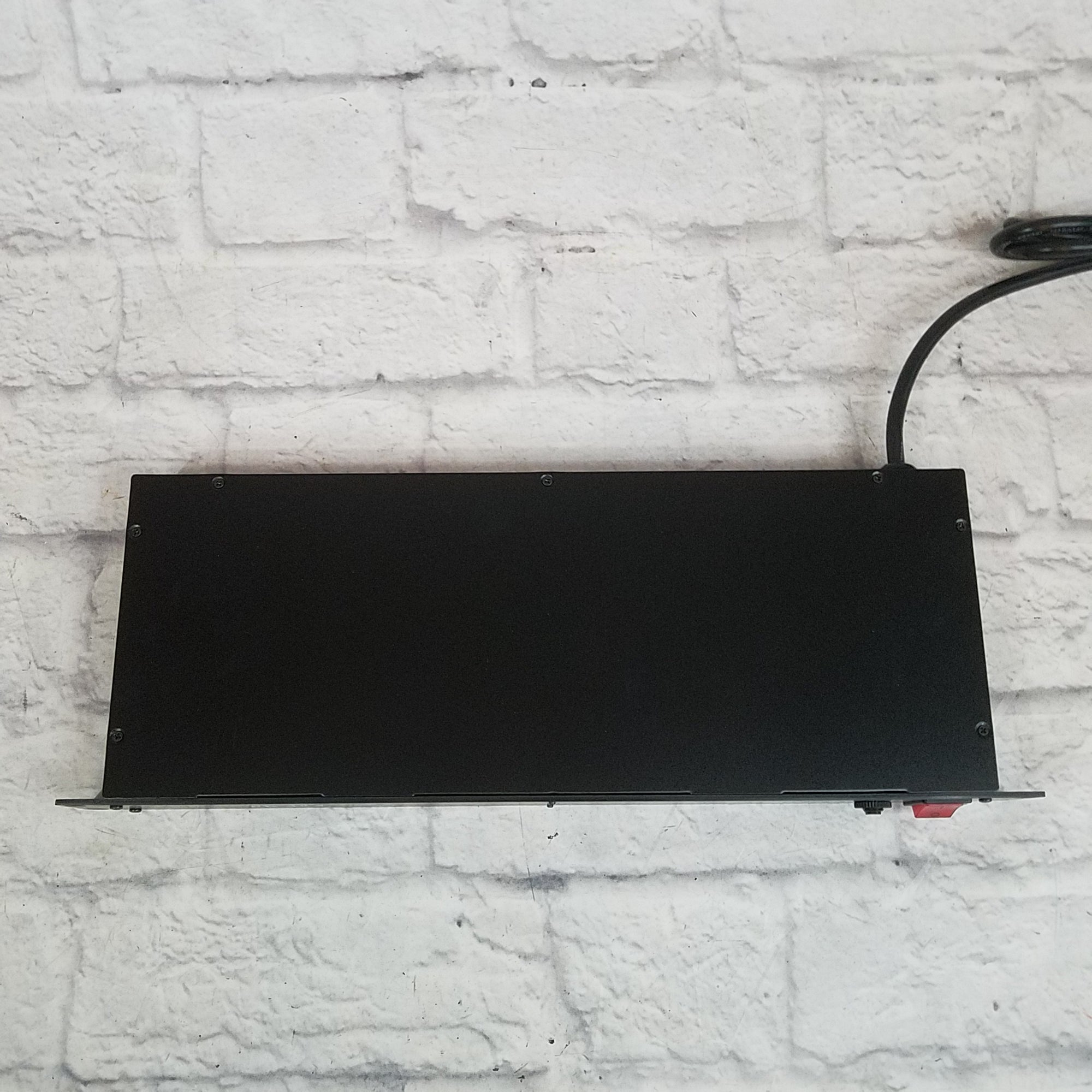 Art SP 4 x 4 Power Base Metered Power Conditioner in original box