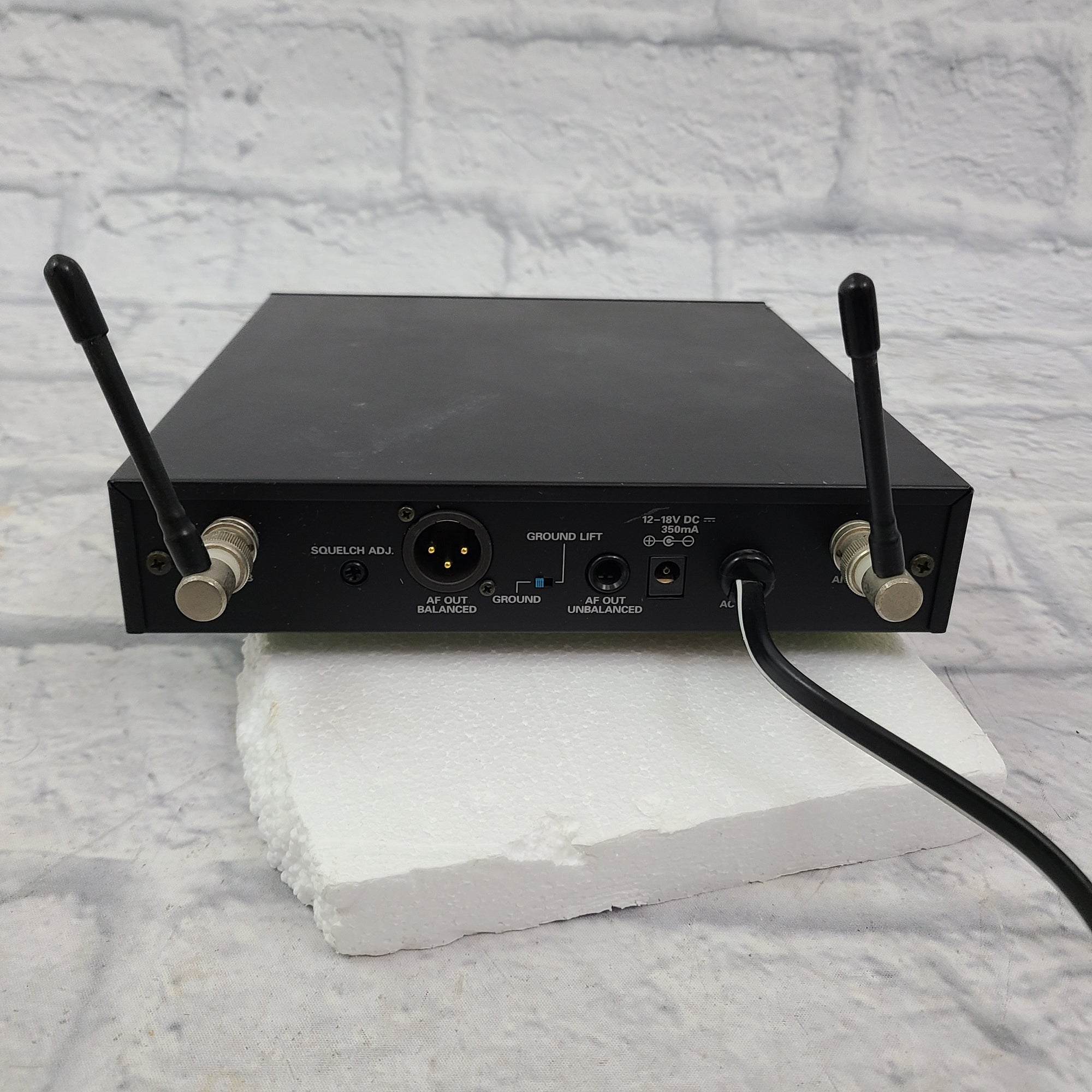 Audio-Technica ATW-R73 Wireless Receiver w/ Microphone Pack