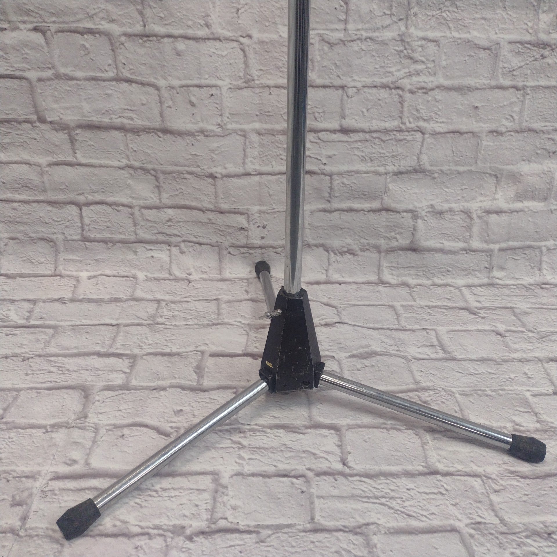 Unknown Tripod Straight Microphone Stand