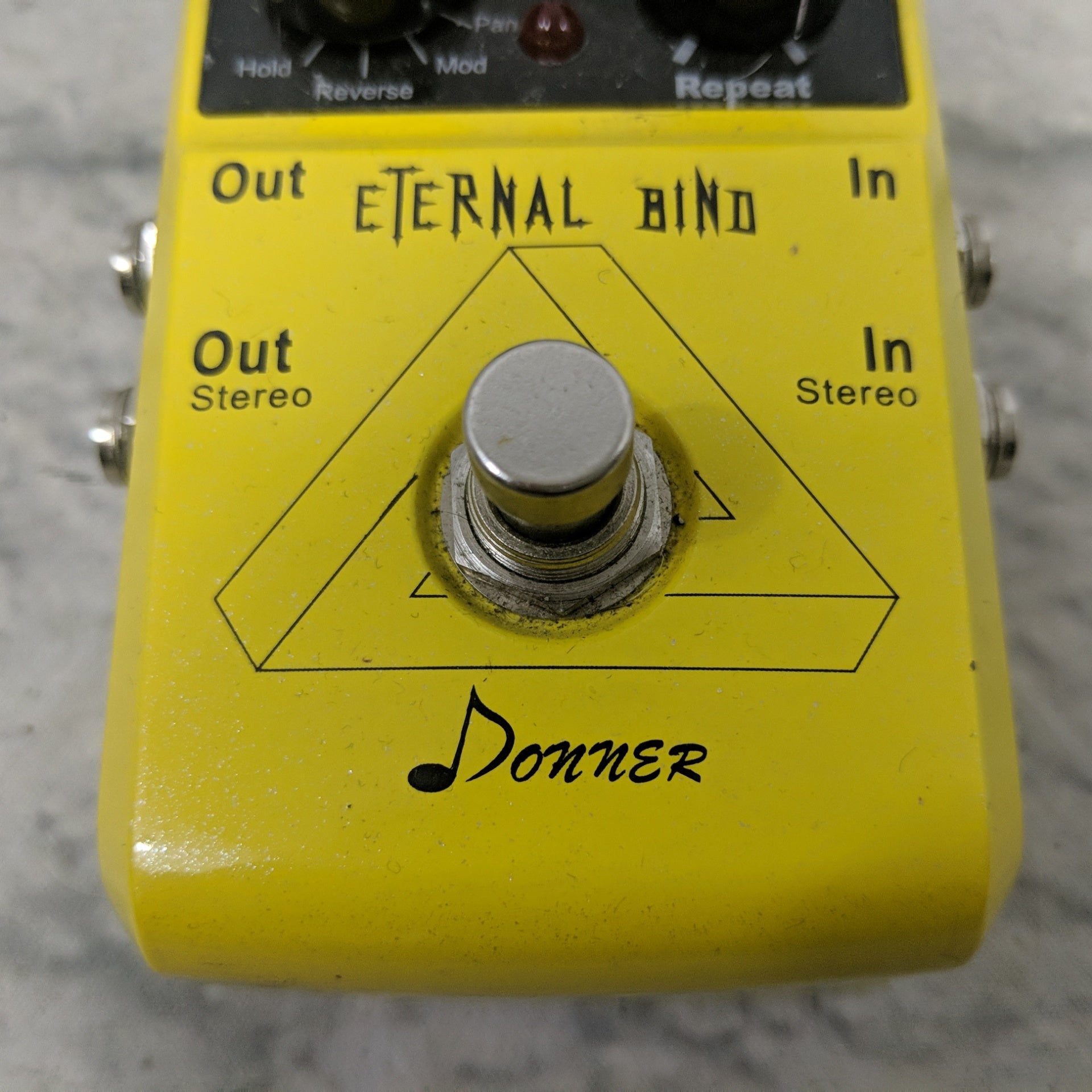 Donner Eternal Bind Delay Pedal