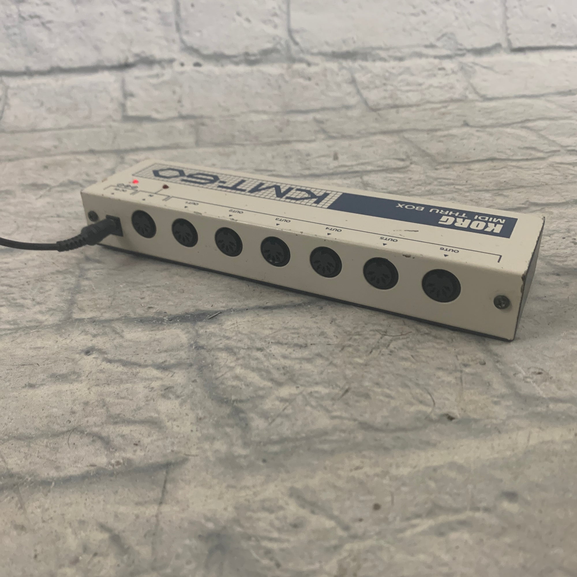 Korg KMT-60 MIDI Thru Box 1 In 5 Out
