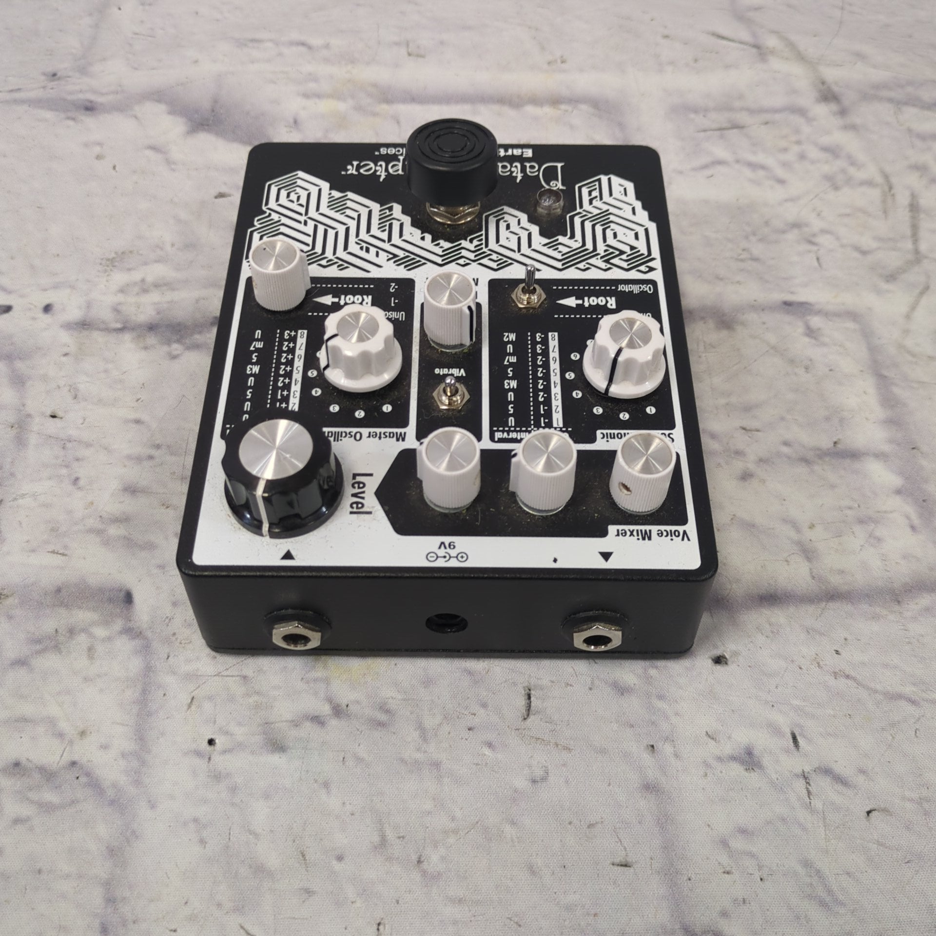 EarthQuaker Devices Data Corrupter Modulation Pedal