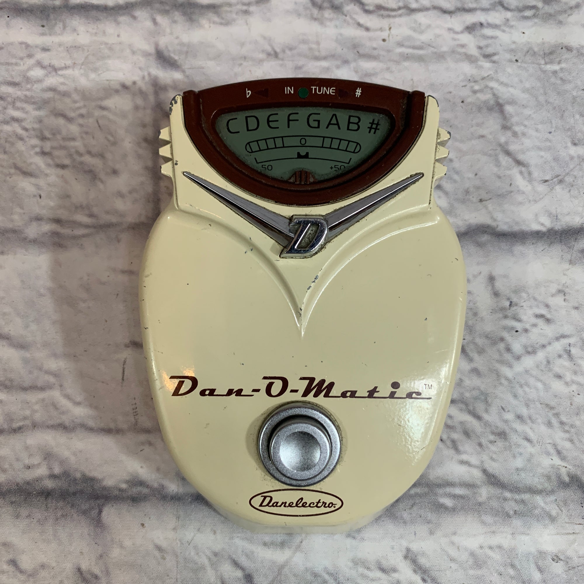 danelectro tuner pedal Danelectro Dan-O-Matic Guitar Tuner Pedal