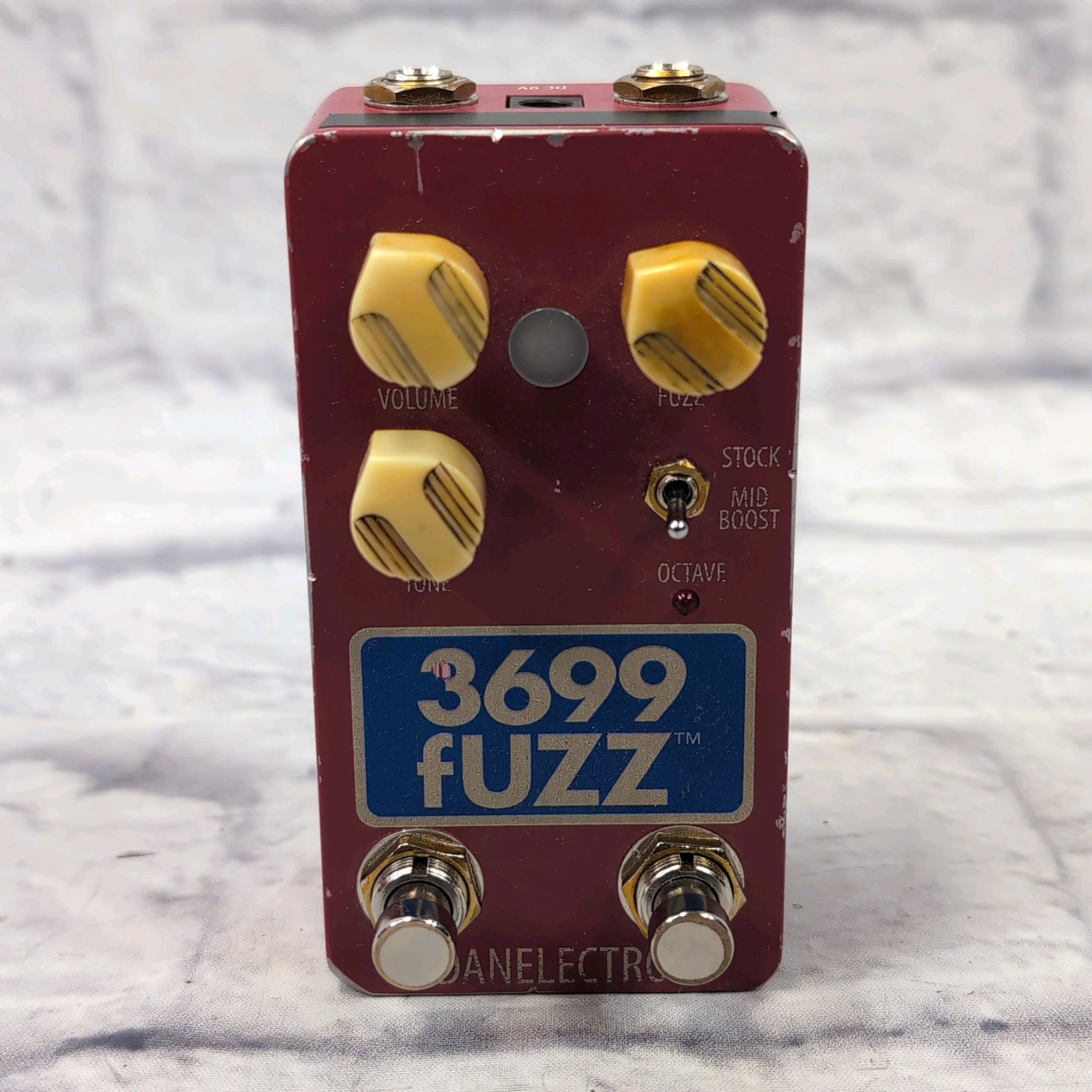danelectro 3699 fuzz pedal Danelectro 3699 Fuzz Pedal