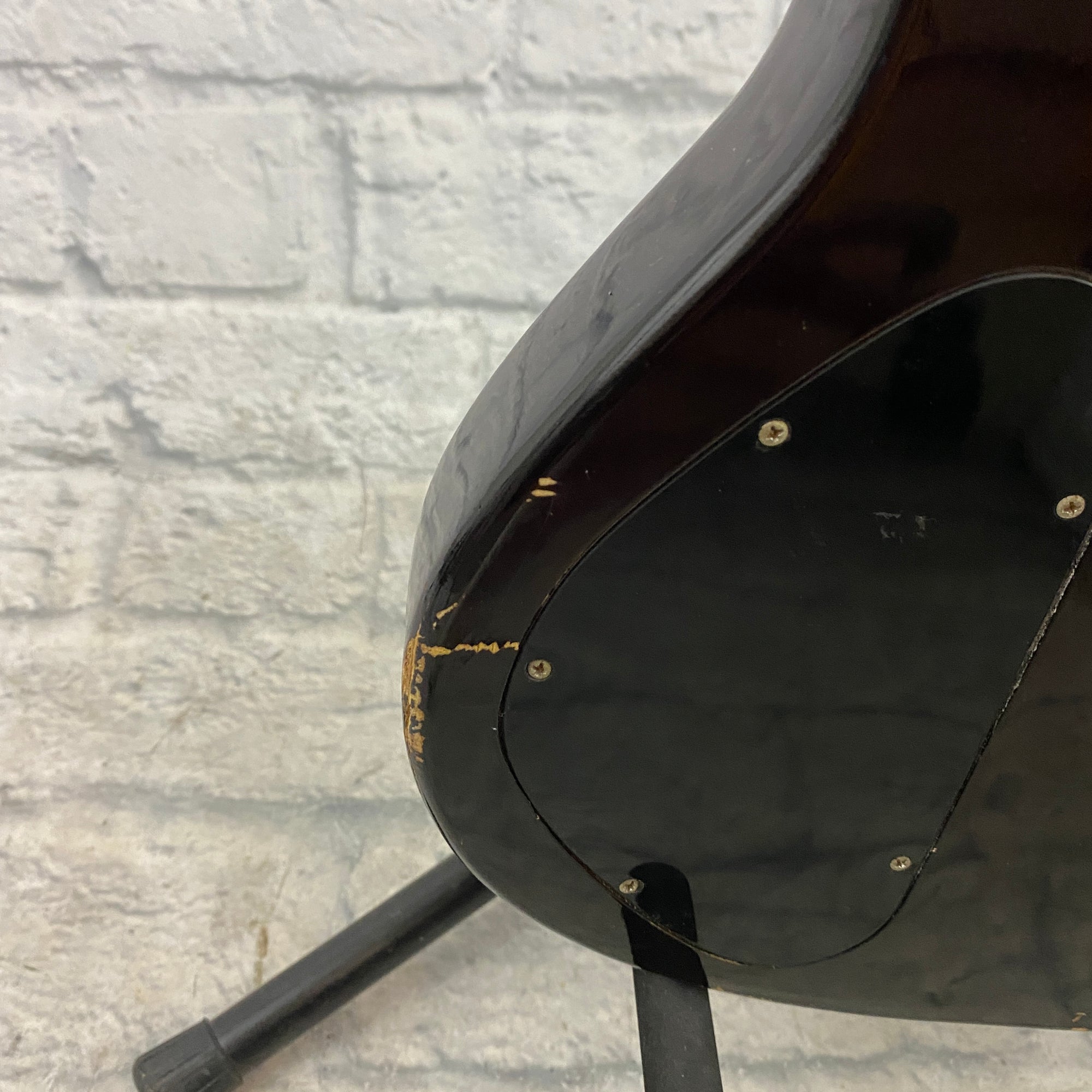 Unknown MIJ SG-Style Short Scale 4 String Bass