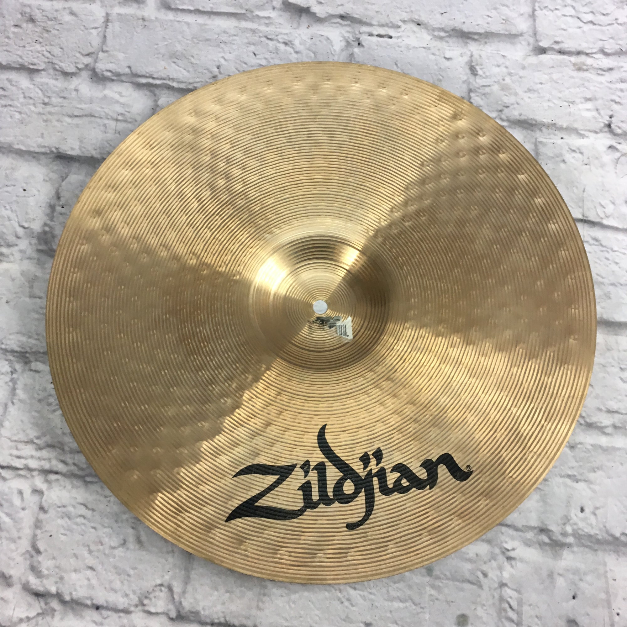 Zildjian 17in ZHT Fast Crash Cymbal