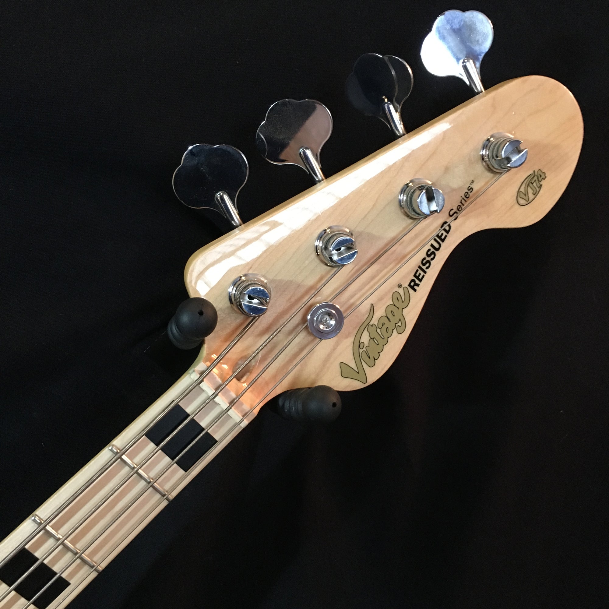 ** Vintage Guitars VJ74NAT 4 String Jazz Bass Natural