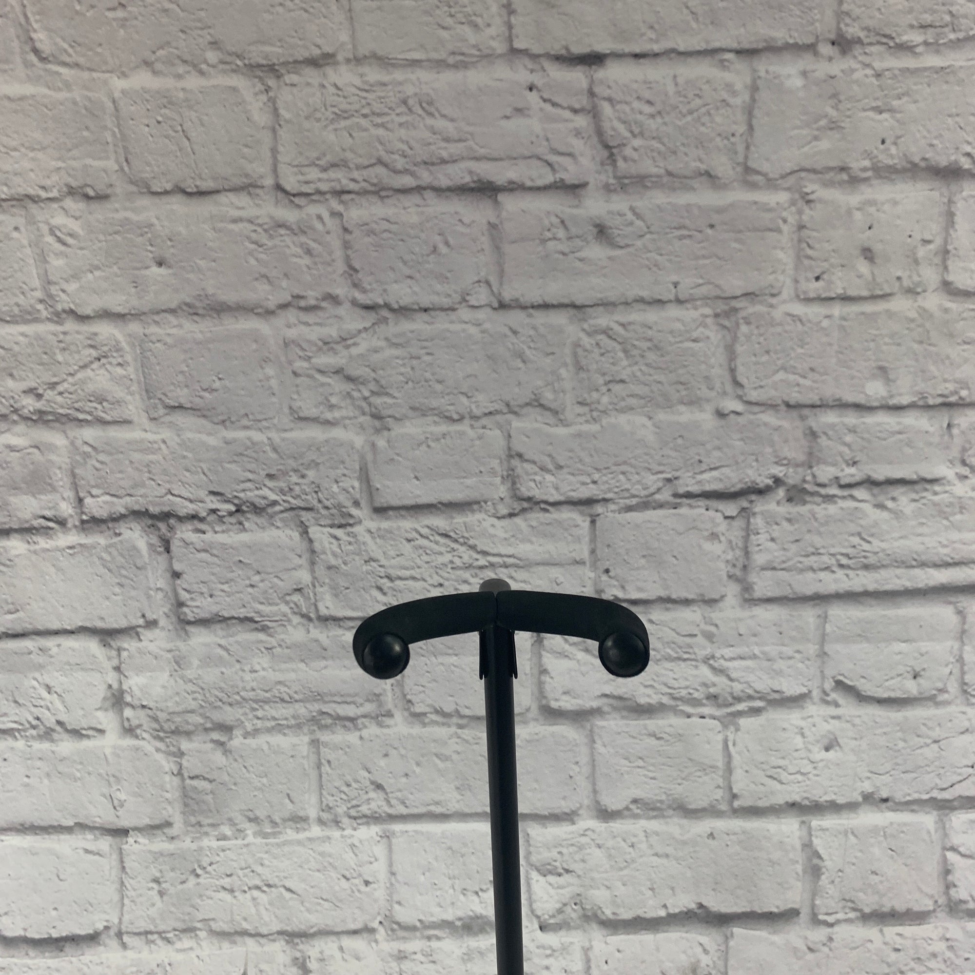 Hamilton Guitar Stand