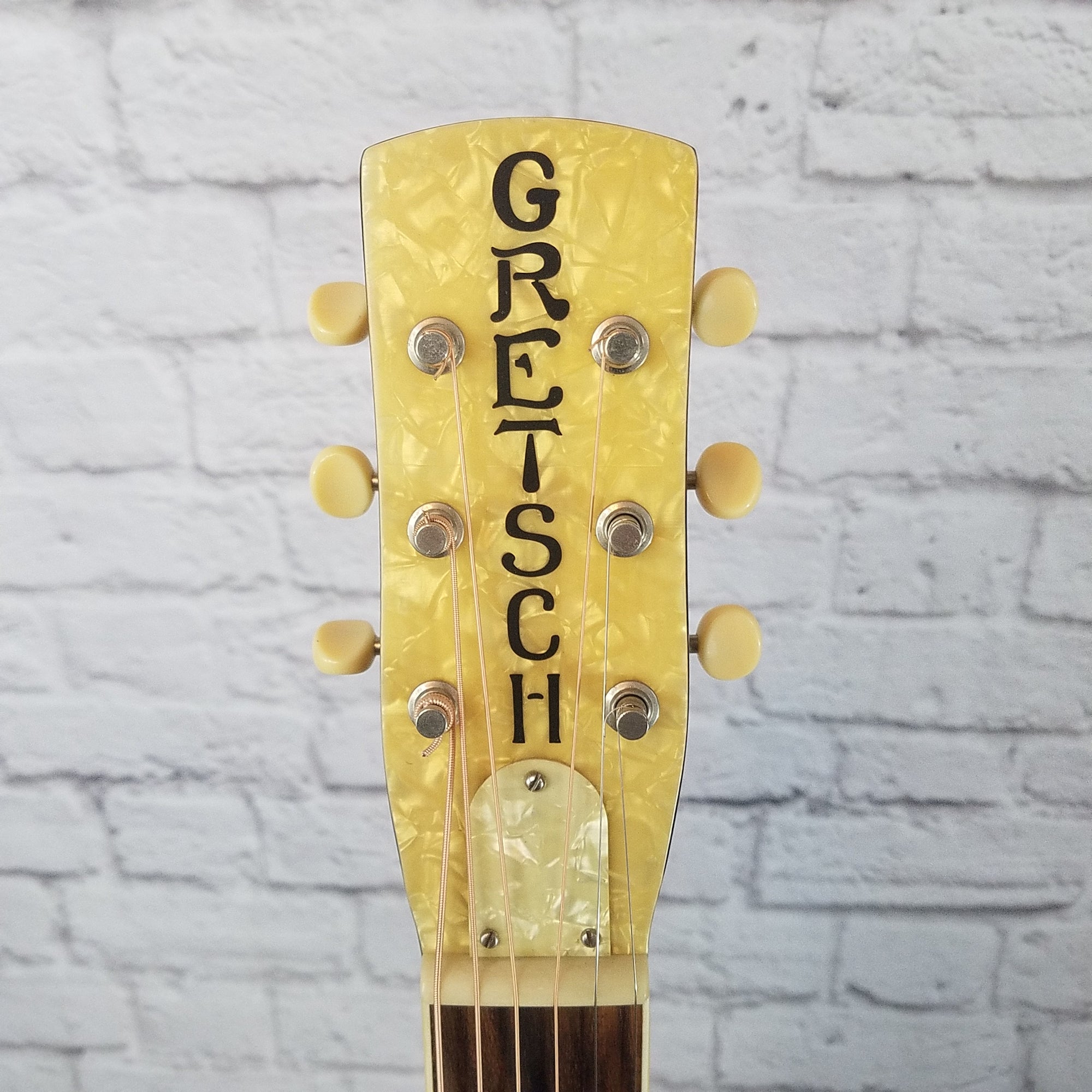 Gretsch G9220 Bobtail Round-Neck - Mahogany Body Spider Cone Resonator - 2-Color Sunburst w/ Case