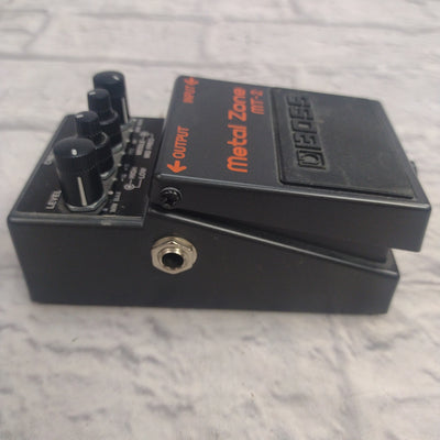 Boss MT2 Metal Zone Distortion Pedal