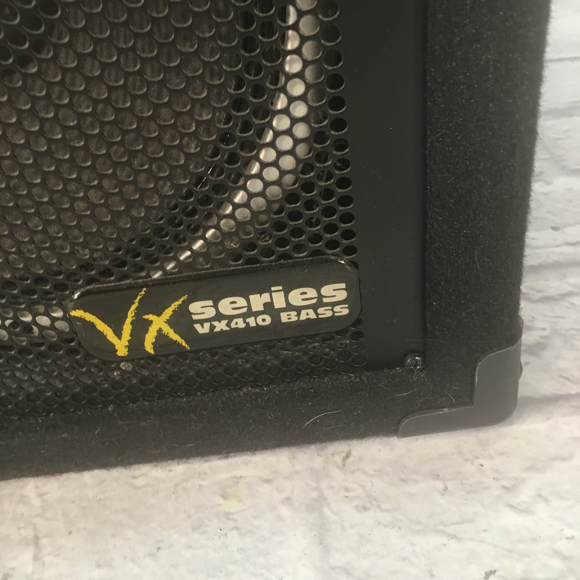 Hartke VX410 300w 4x10 w Tweeter Bass Cab