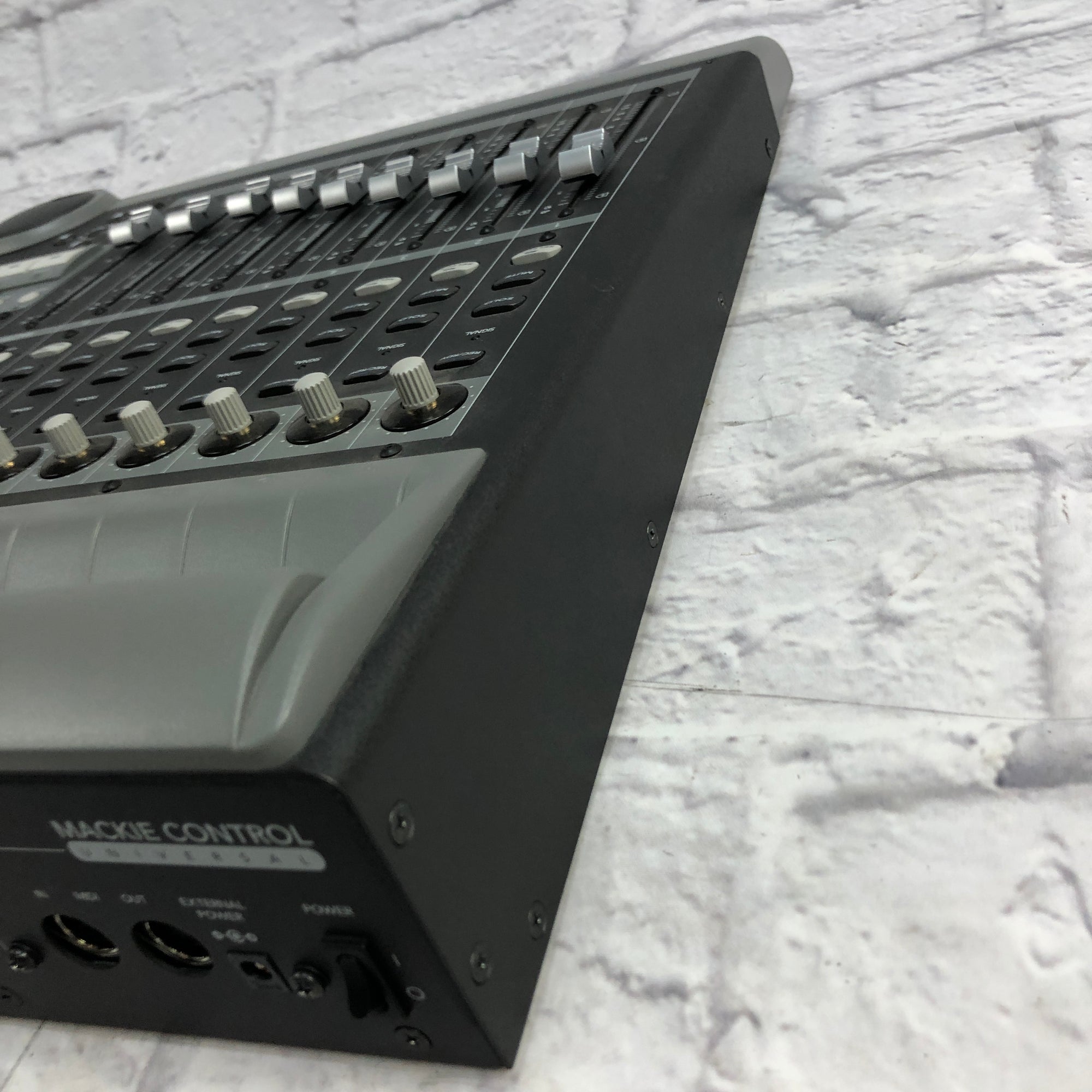 Mackie Control Universal Interface