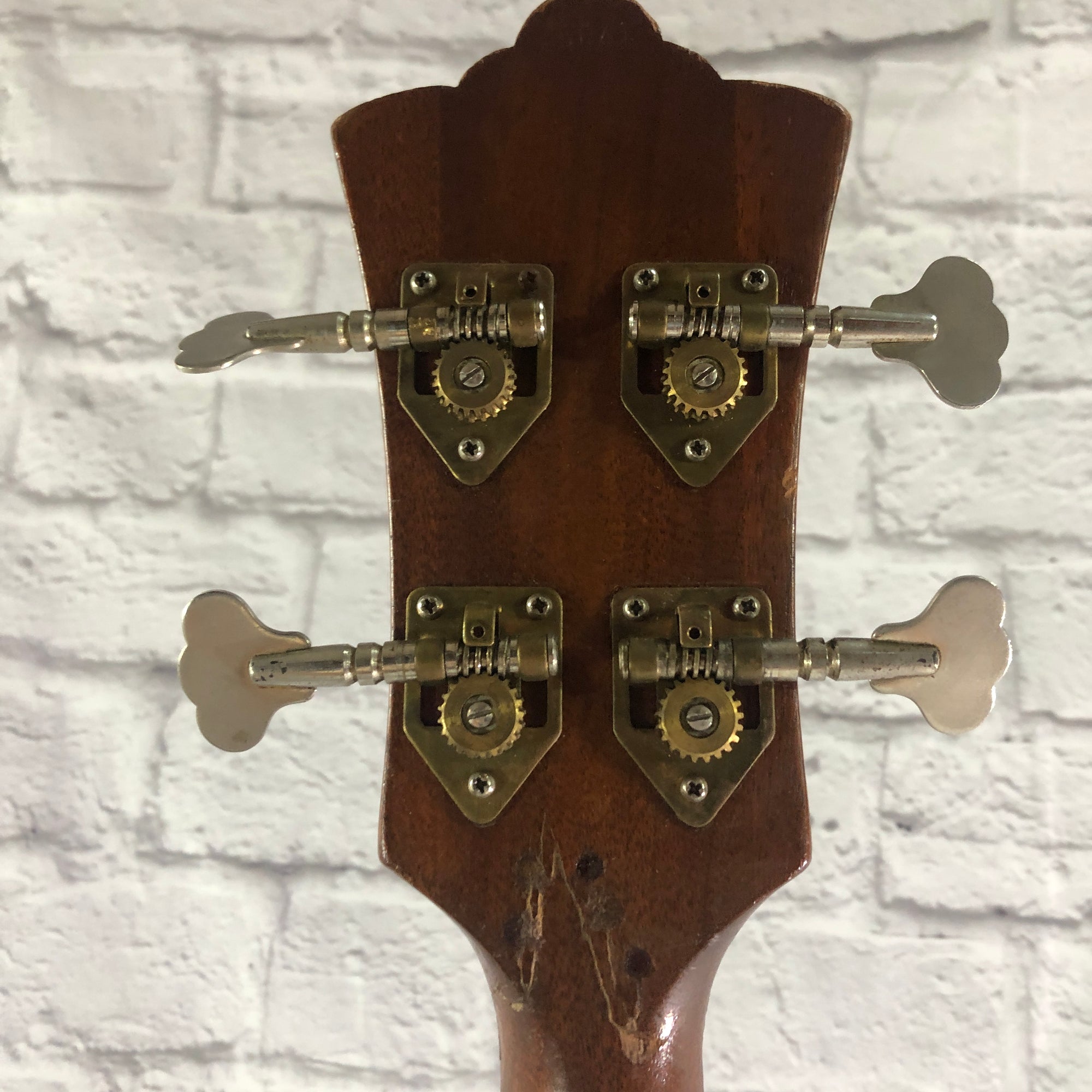 Guild Jetstar 2 1972 Mahogany 4 String Bass