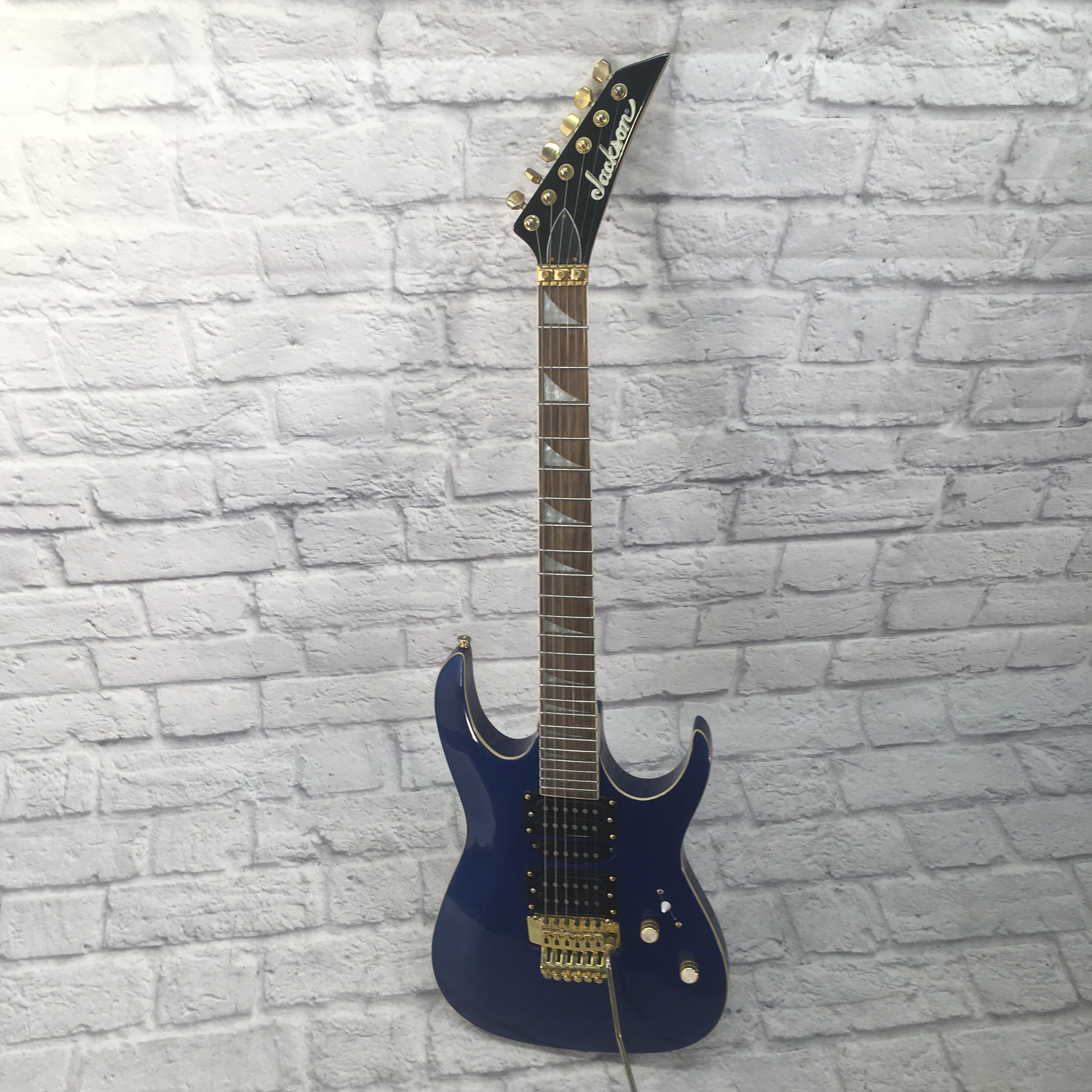 Jackson SDK-2 Super Dinky w Custom Pickups Blue White Binding