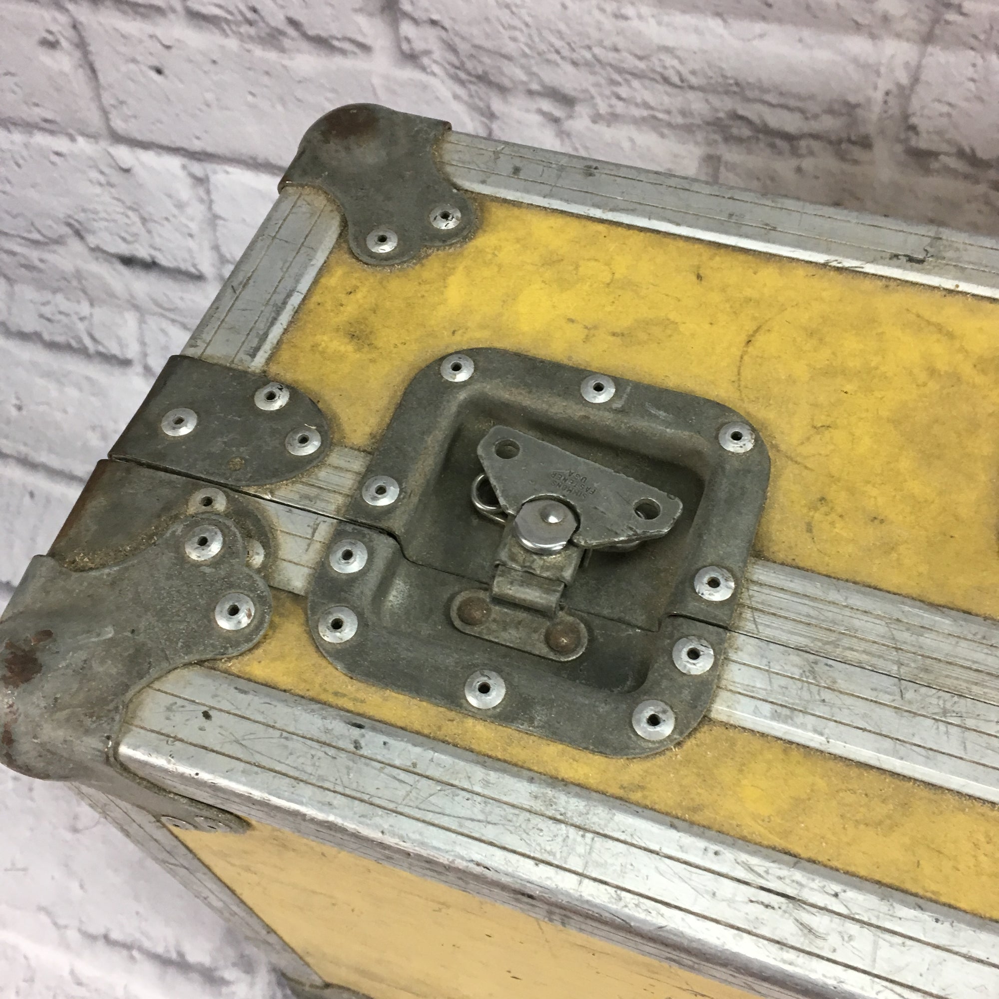 R&R ATA Road Case 23 x 15 x 8