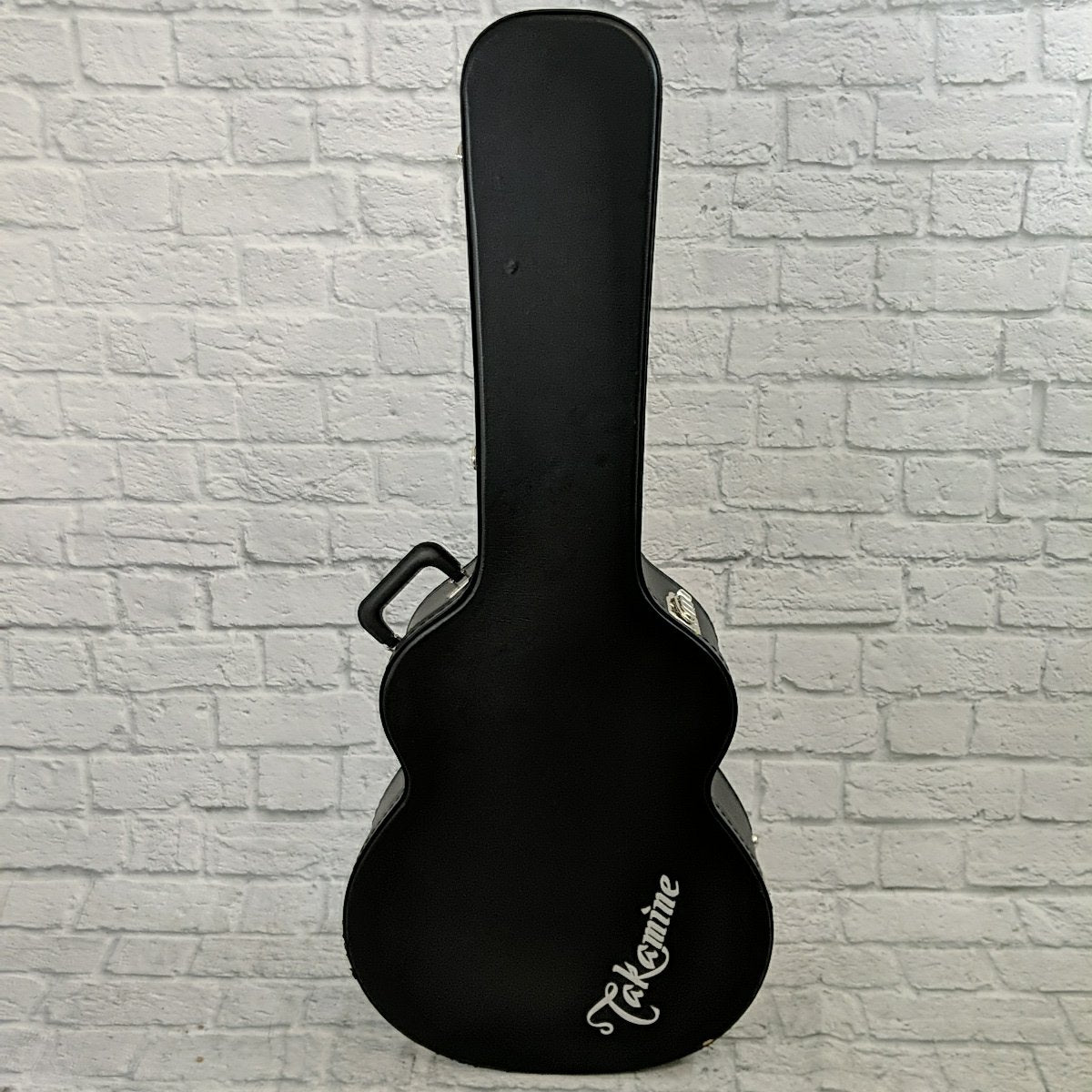Takamine CTAKGCWN G-Series Dreadnought Hardshell Case