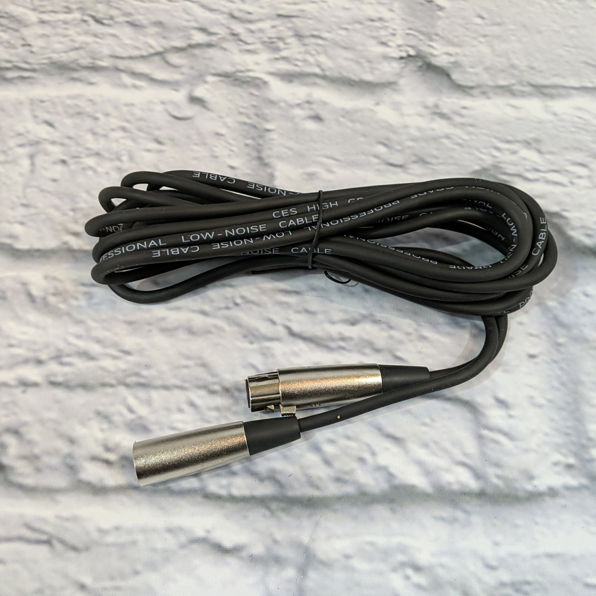 SLM Hardware SSH300L Dynamic Vocal Microphone