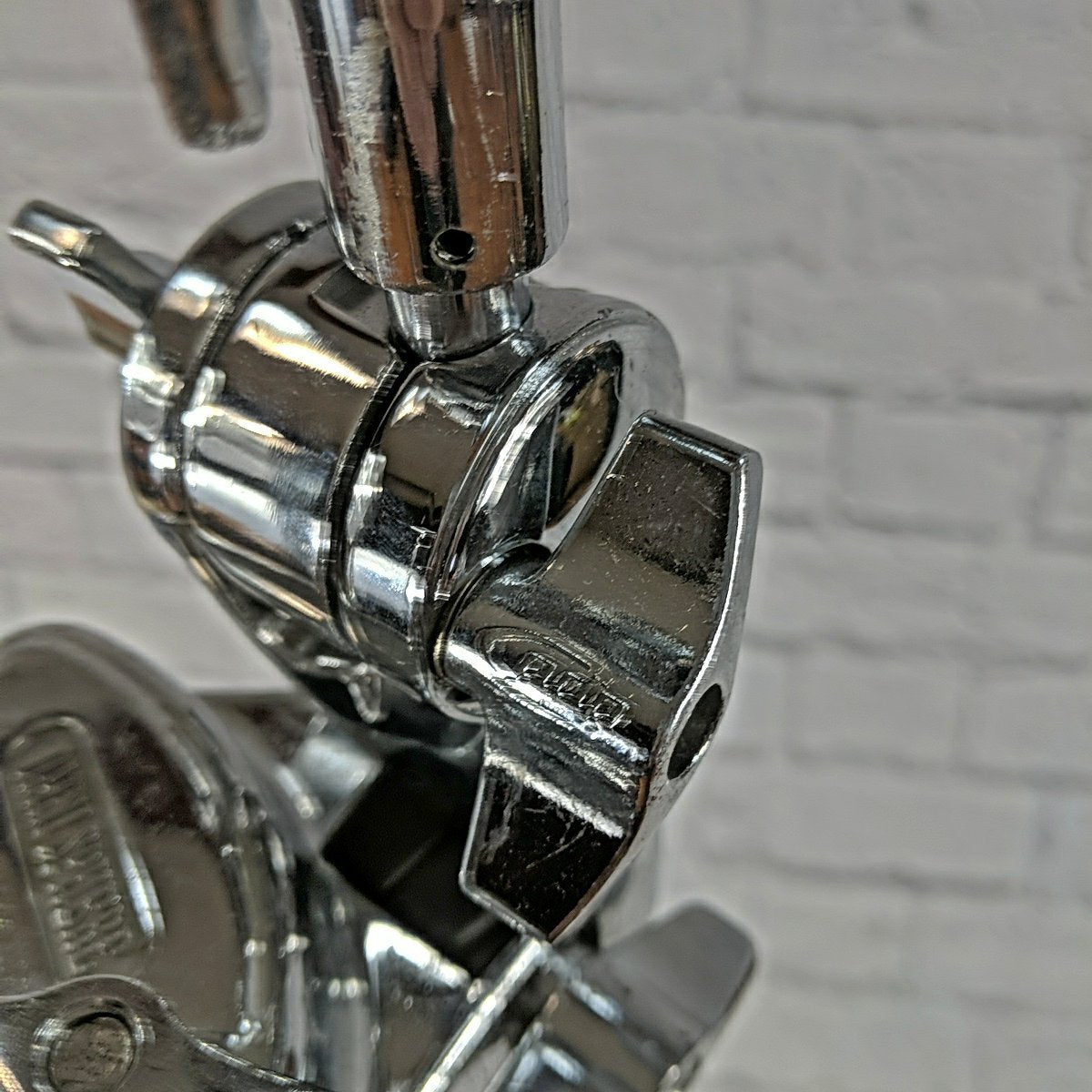 Unknown Straight Stand/ Tom Mount