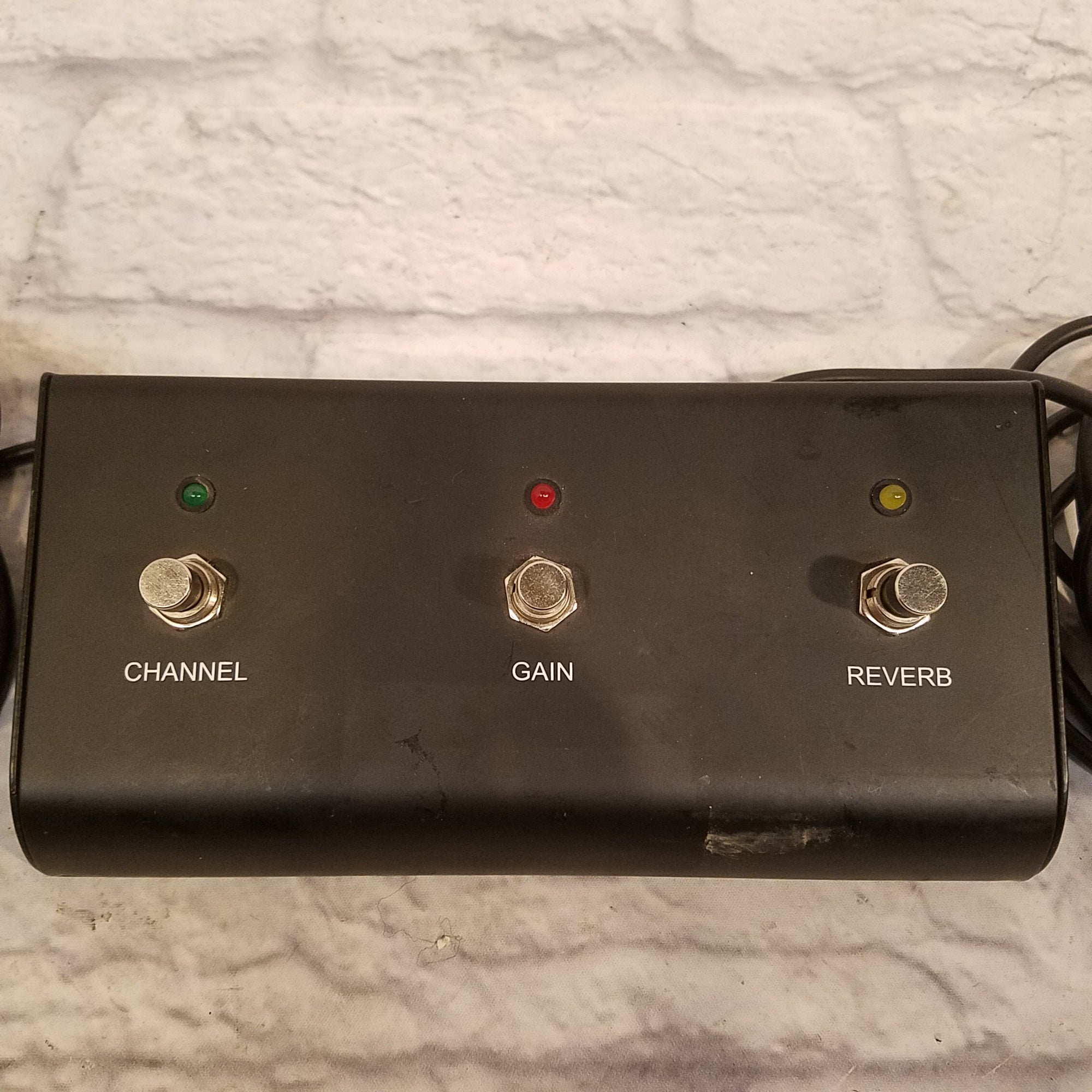 B52 3 Button Dual Cord Footswitch