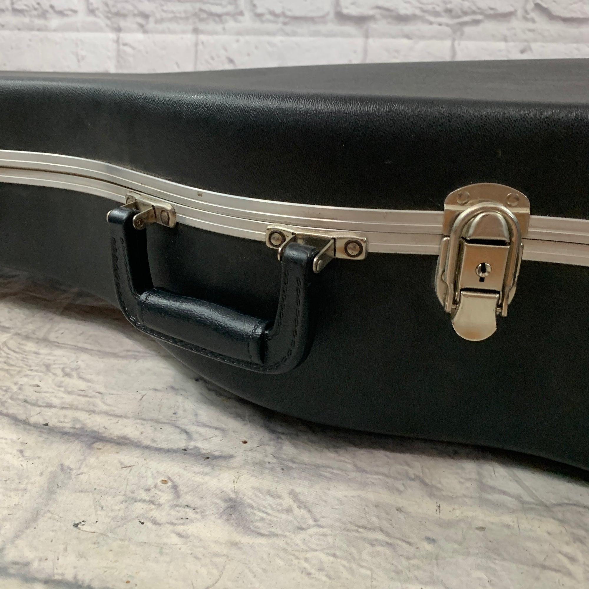 SKB Dreadnought Acoustic Hard Case