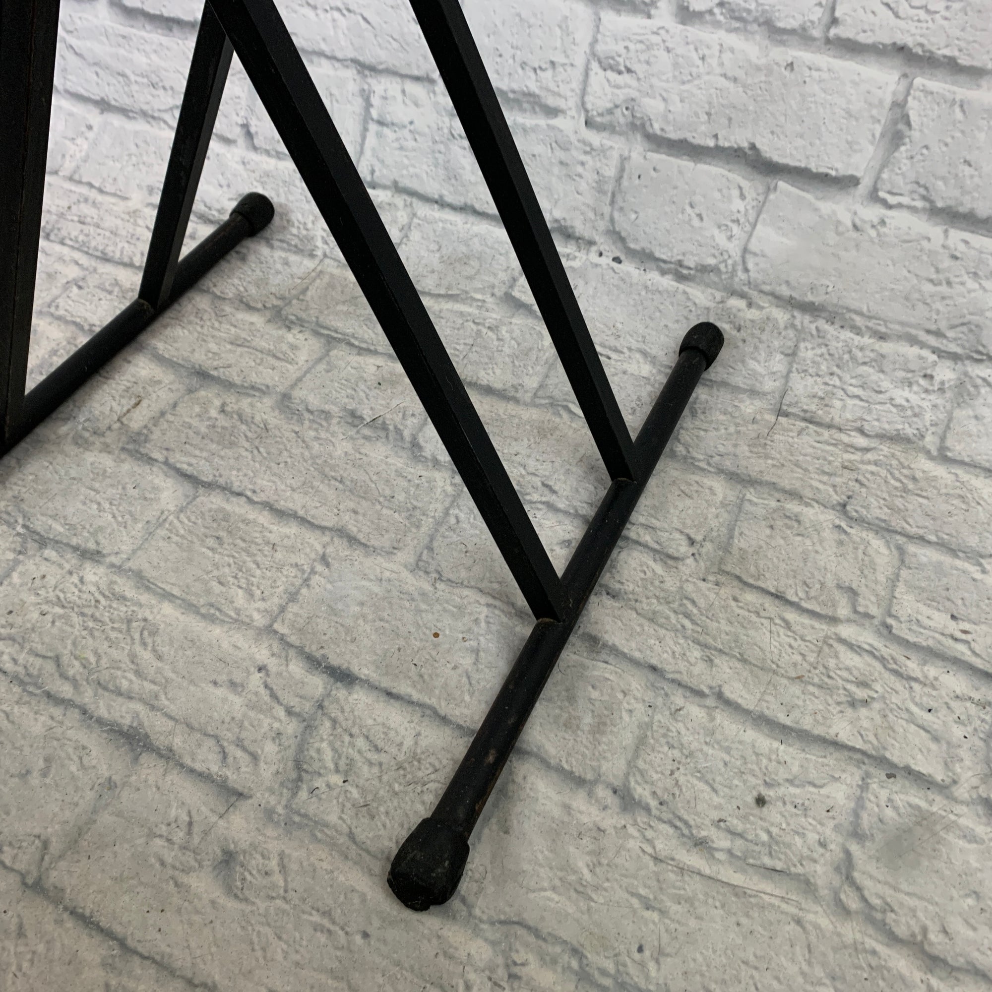 Unknown Keyboard Stand X-Frame