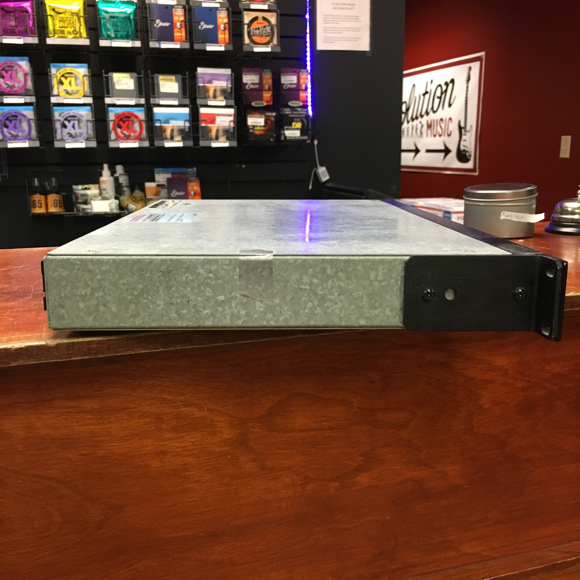 Shure P4800 Signal Processor