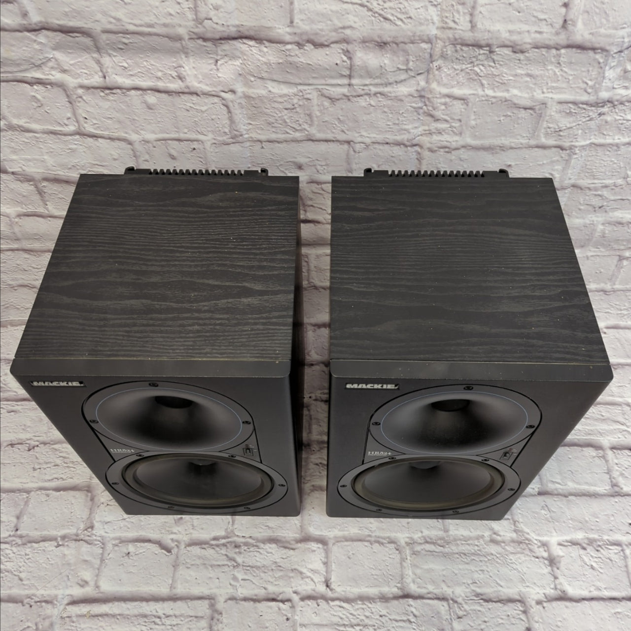 Mackie HR824 Active Studio Monitor Pair