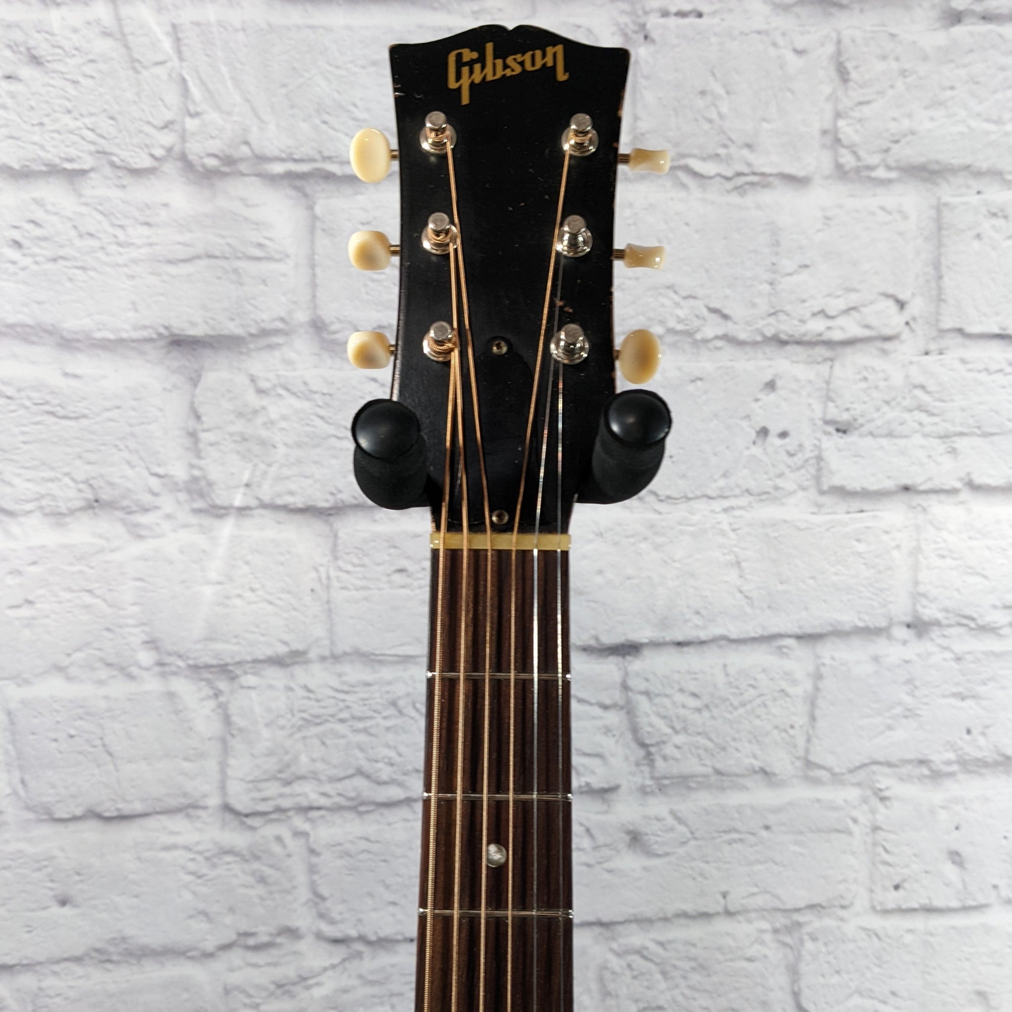Gibson 1968 LG-0 Acoustic Guitar w/ Case