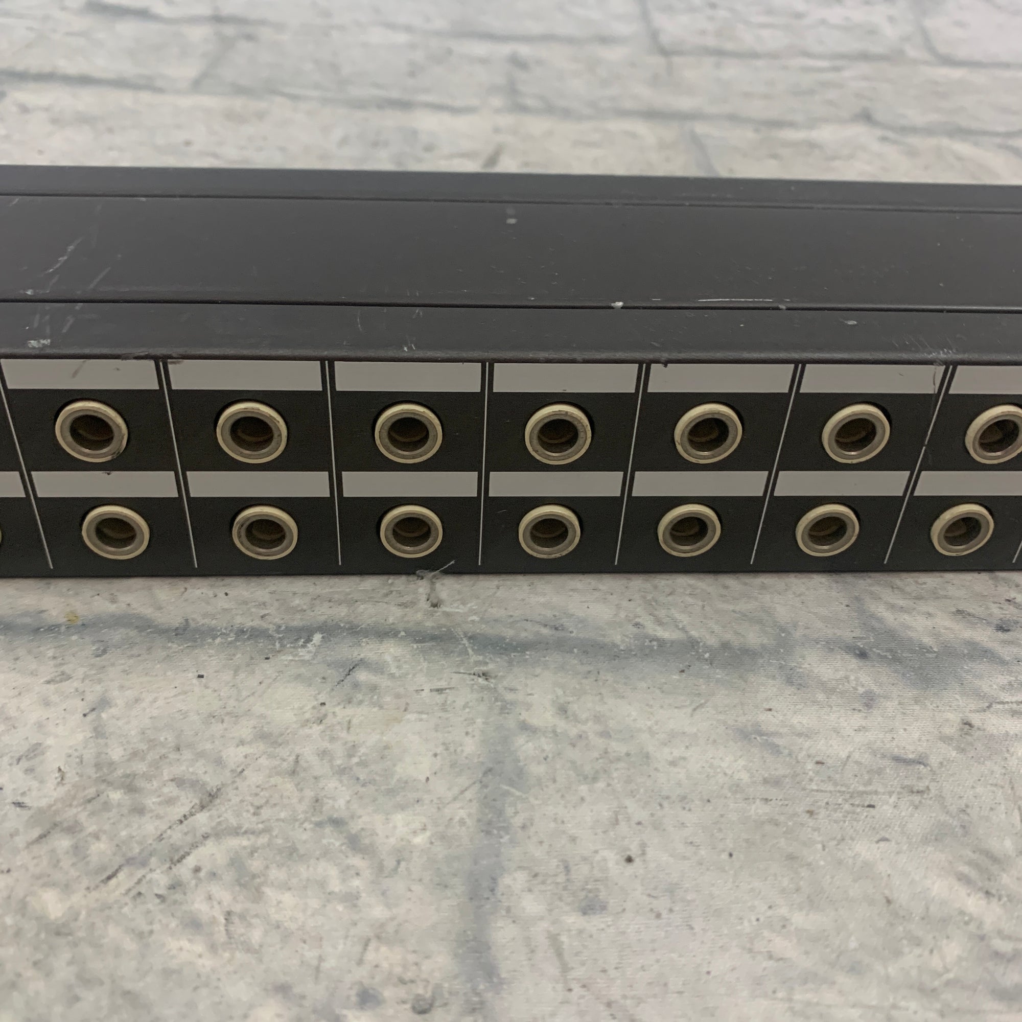 Tascam PB-32P Rack Patchbay - Evolution Music