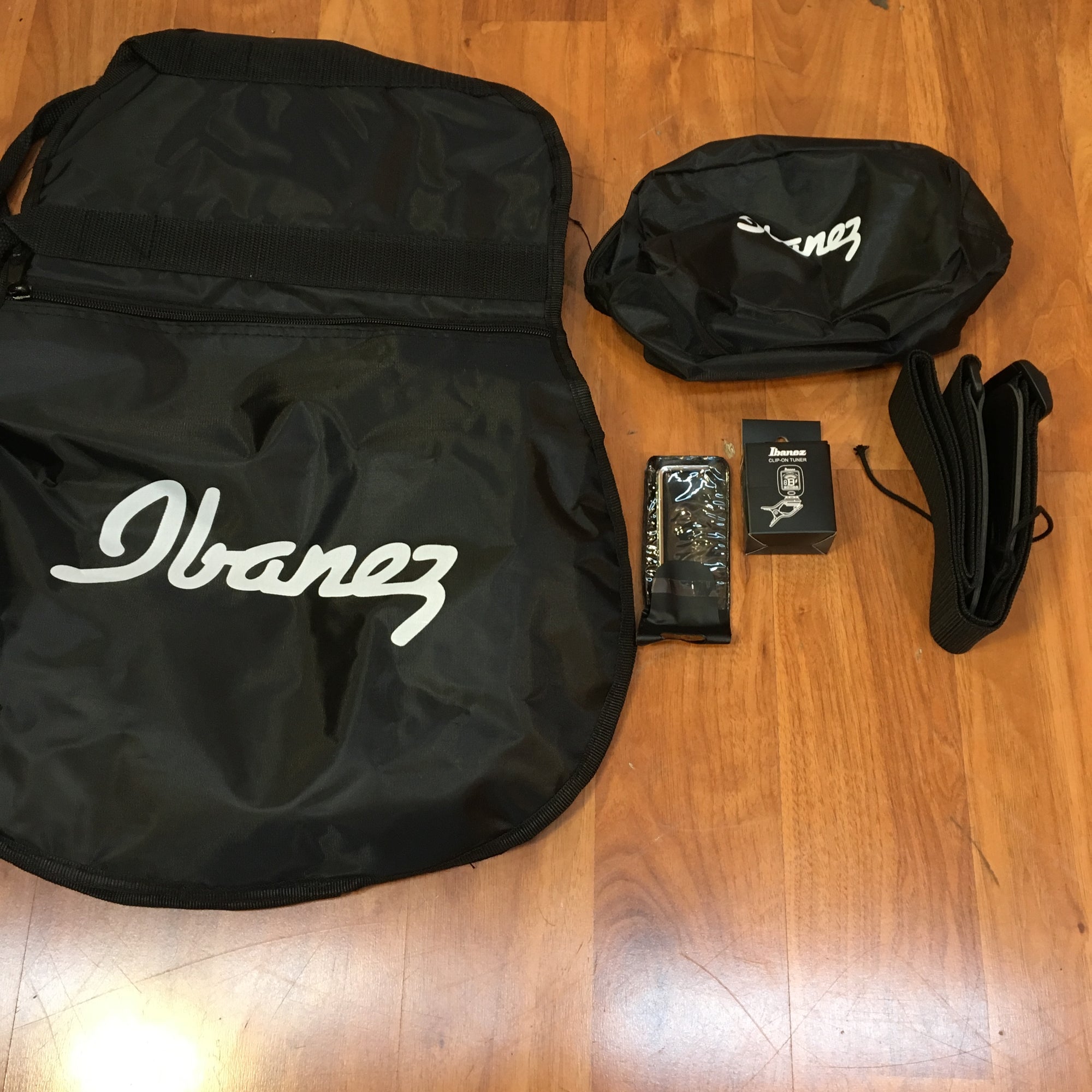 Ibanez IJVC50-NT Jam Pack Acoustic Guitar Bundle