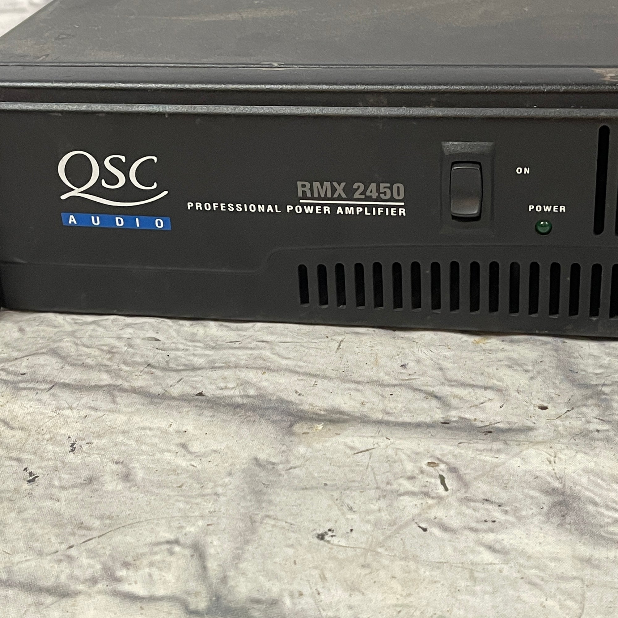 QSC RMX2450 2400W Power Amp