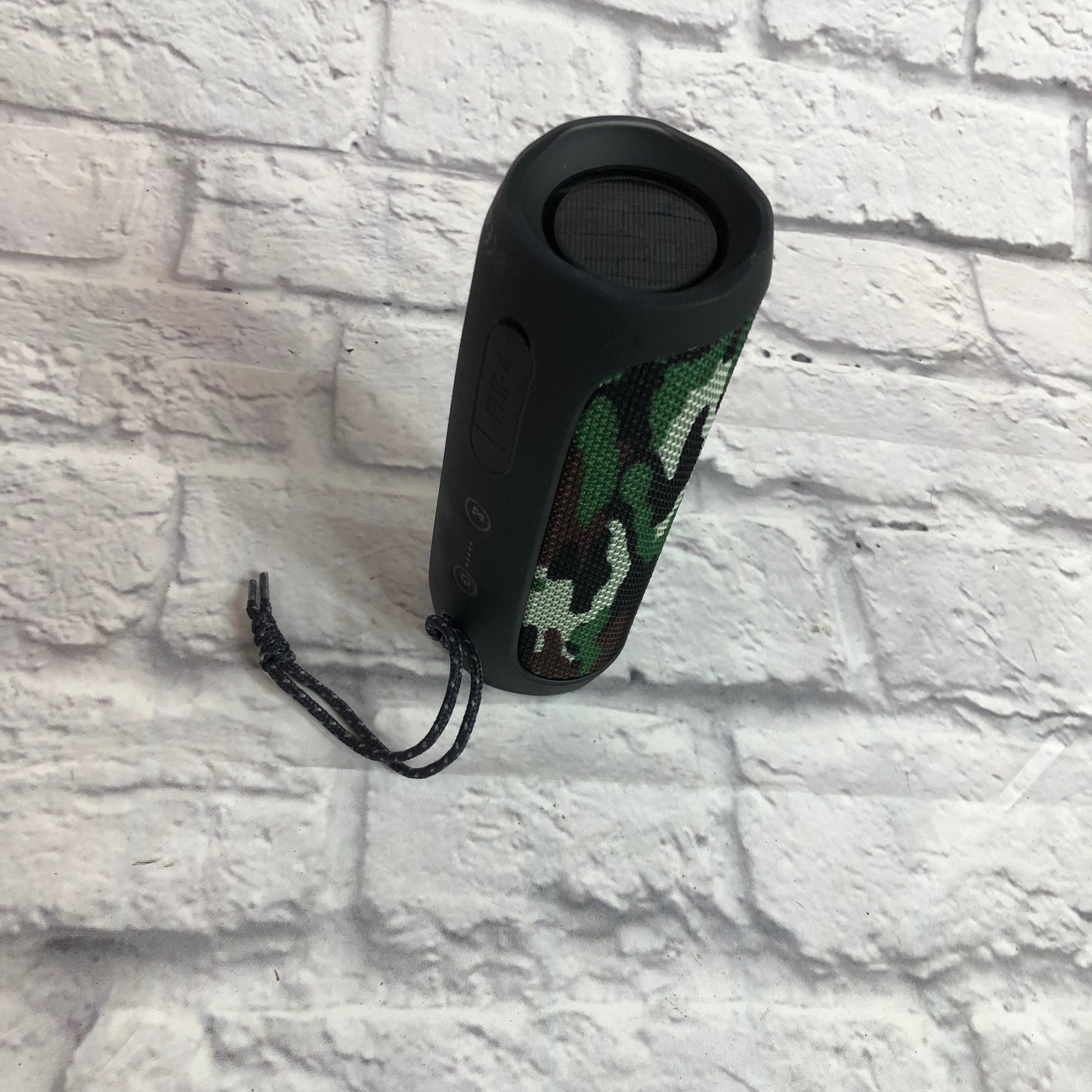 JBL Flip Bluetooth Speaker Camo Evolution Music - Main Image