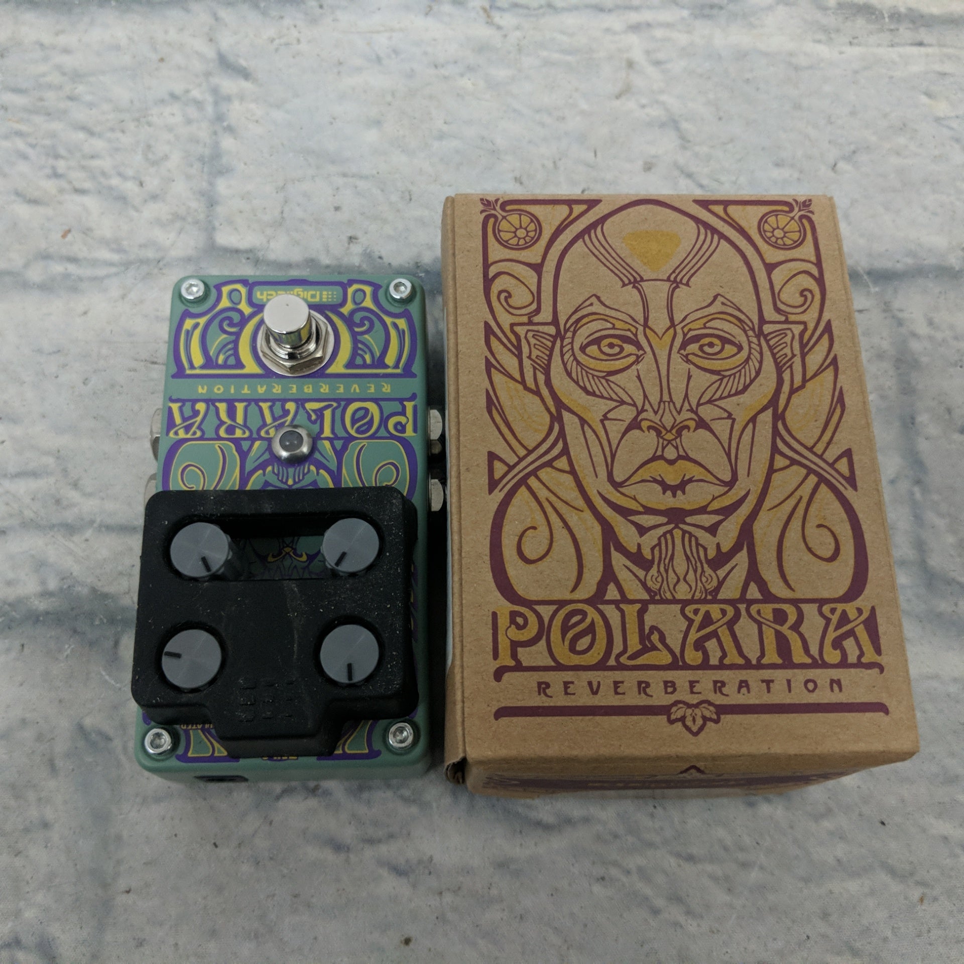 Digitech Polera