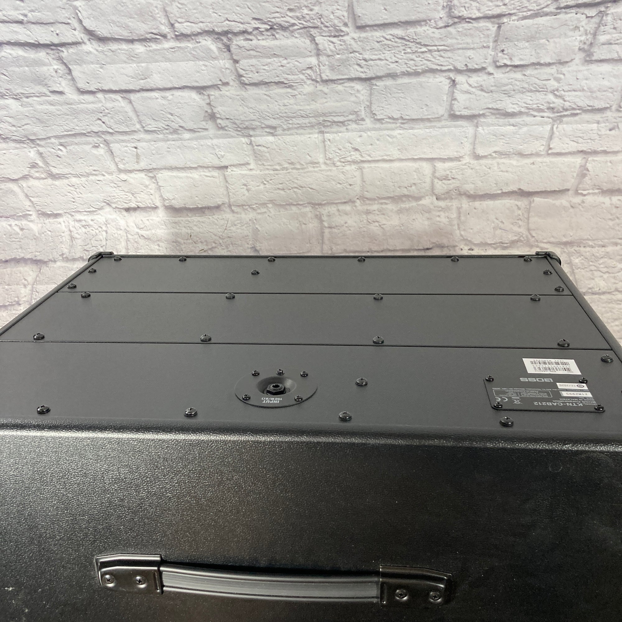 Boss KTN-CAB212 Katana 2 x 12 Guitar Cabinet