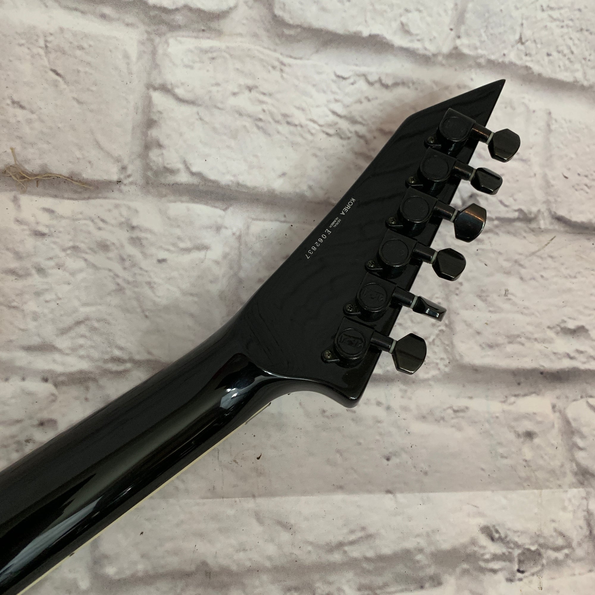 ESP LTD V-350 Electric Guitar Black