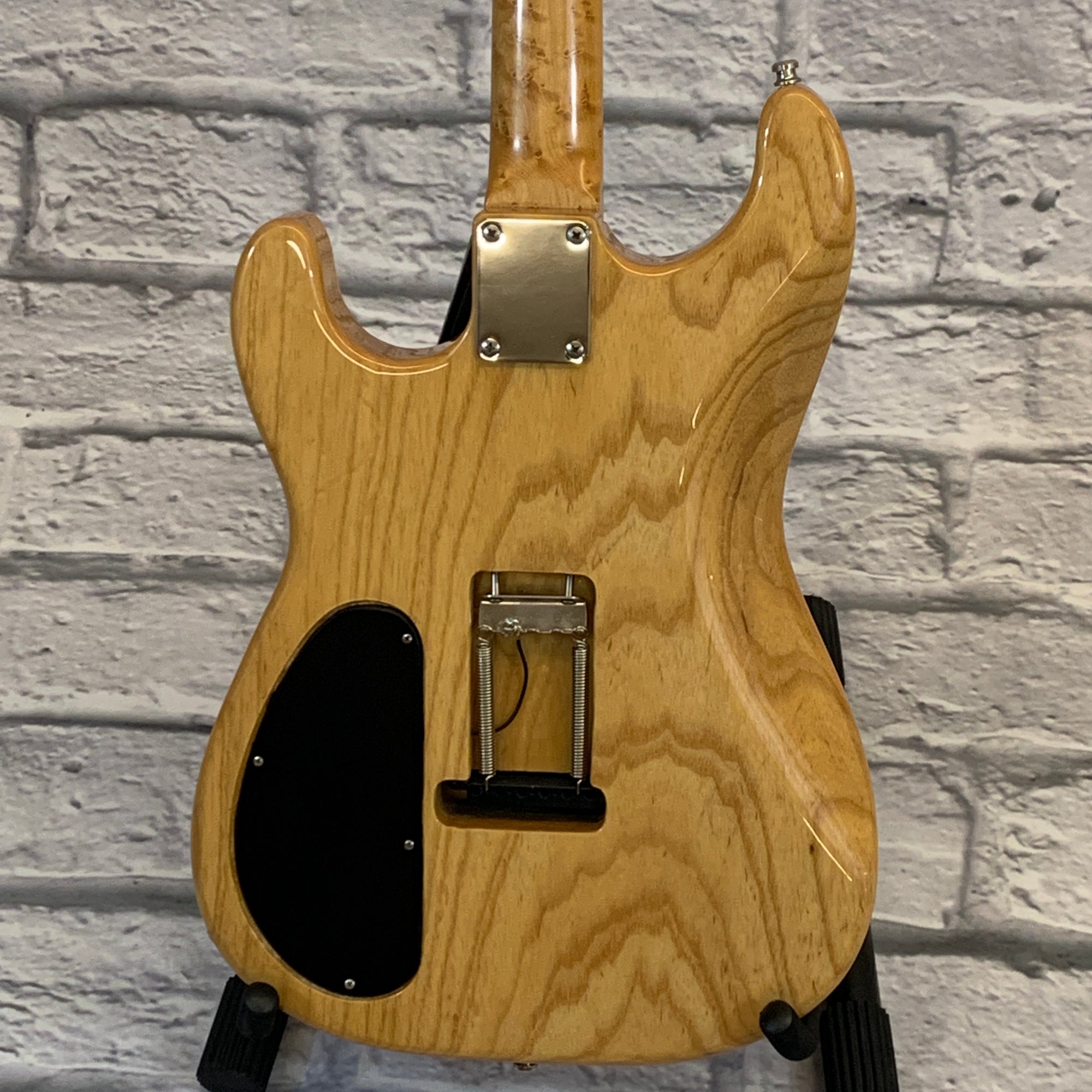 RT Custom Handmade Strat with Australian Lacewood Body
