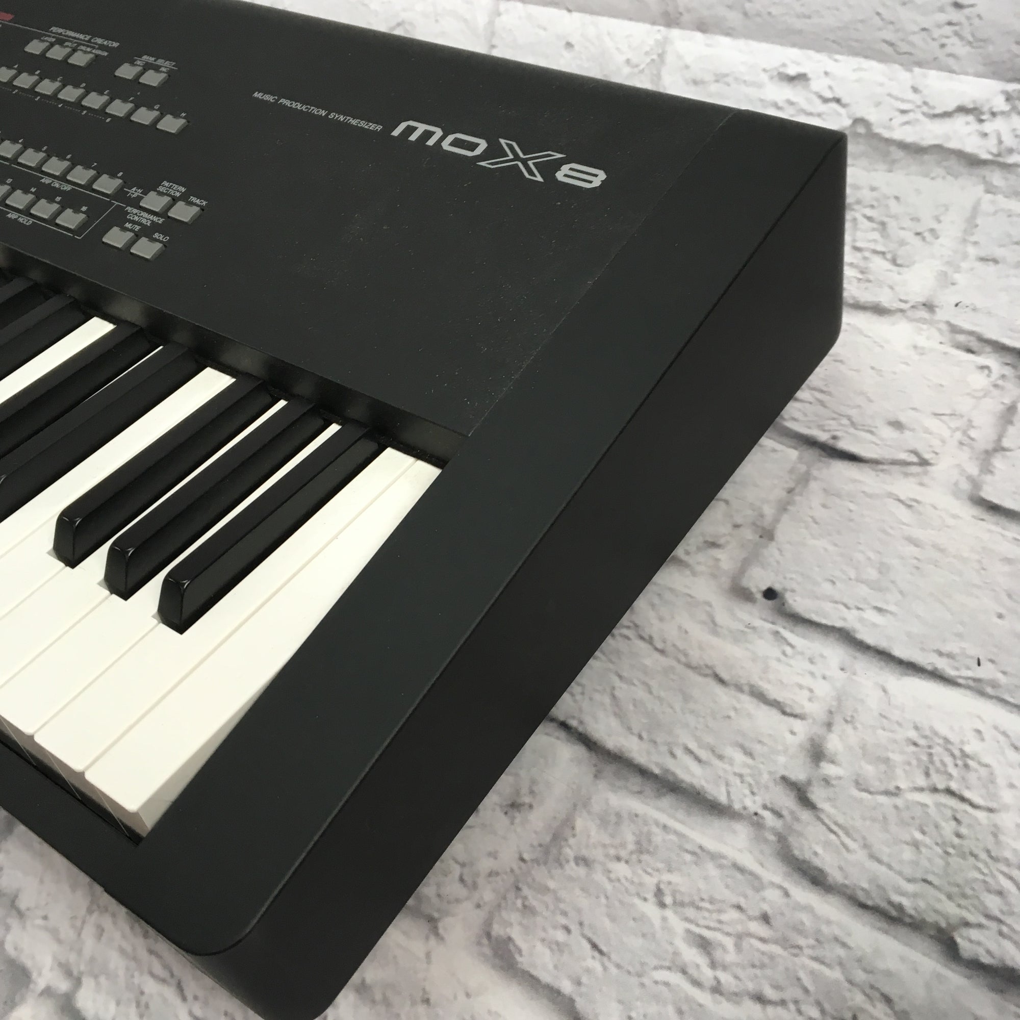 鍵盤楽器 YAMAHA MOX8 ヤマハ | MOX8 - シンセサイザー - 概要