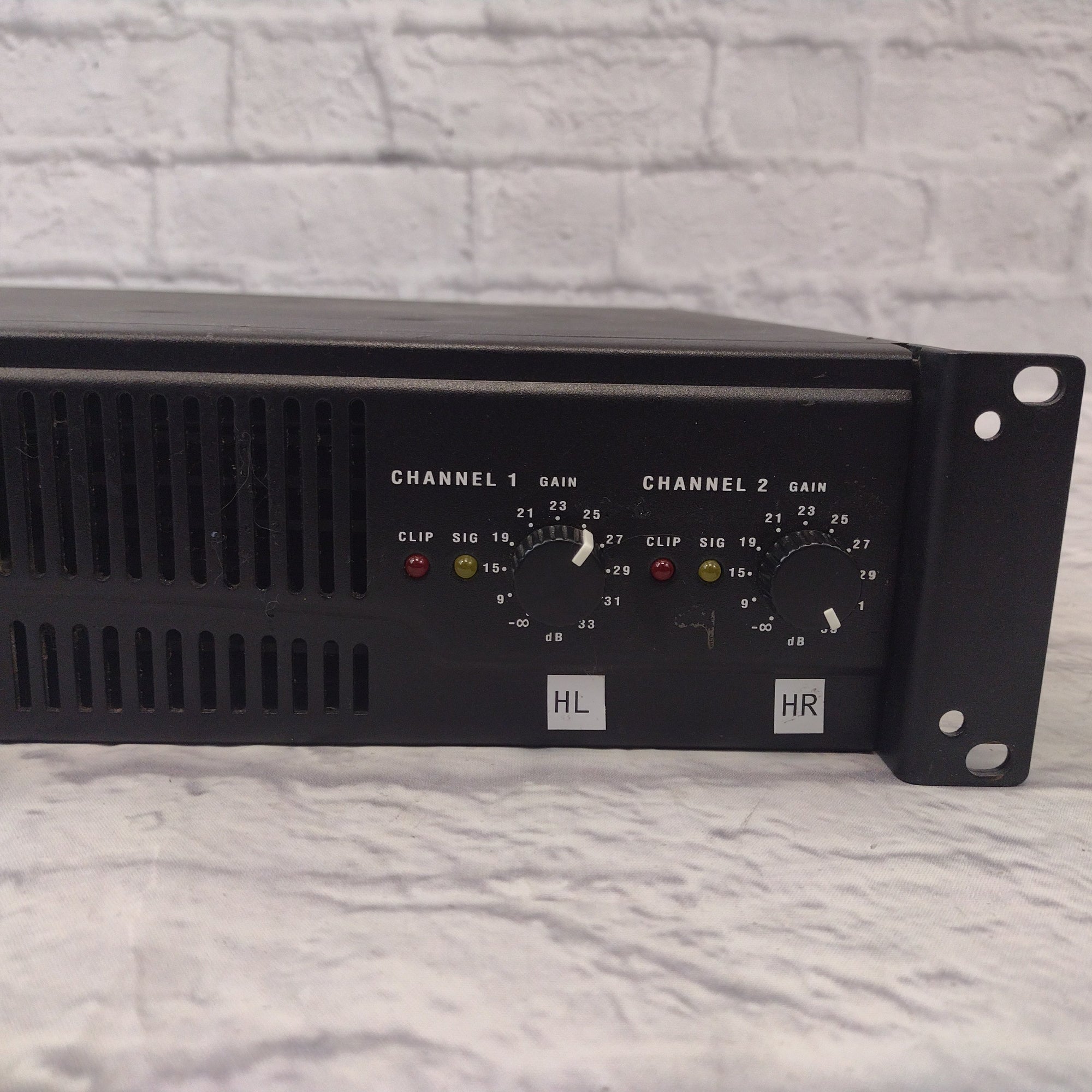 QSC RMX1850HD Power Amp