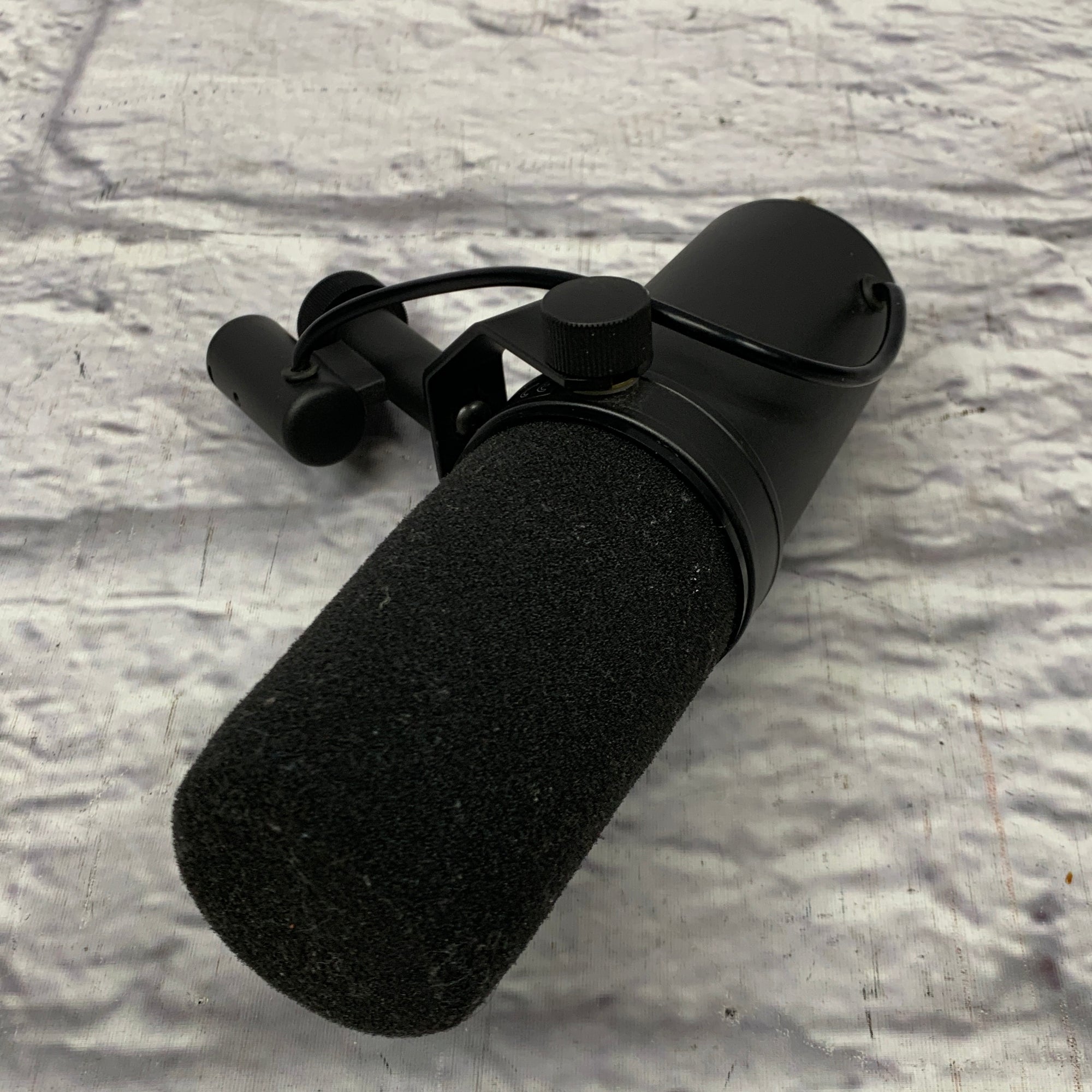 Shure SM7B Cardioid Dynamic Microphone - Evolution Music Shure SM7B Cardioid Dynamic Microphone - Evolution Music
