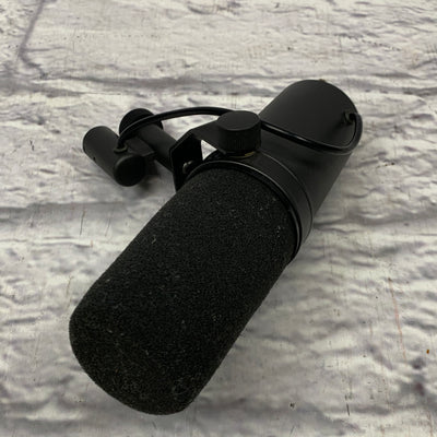 Shure SM7B Cardioid Dynamic Microphone