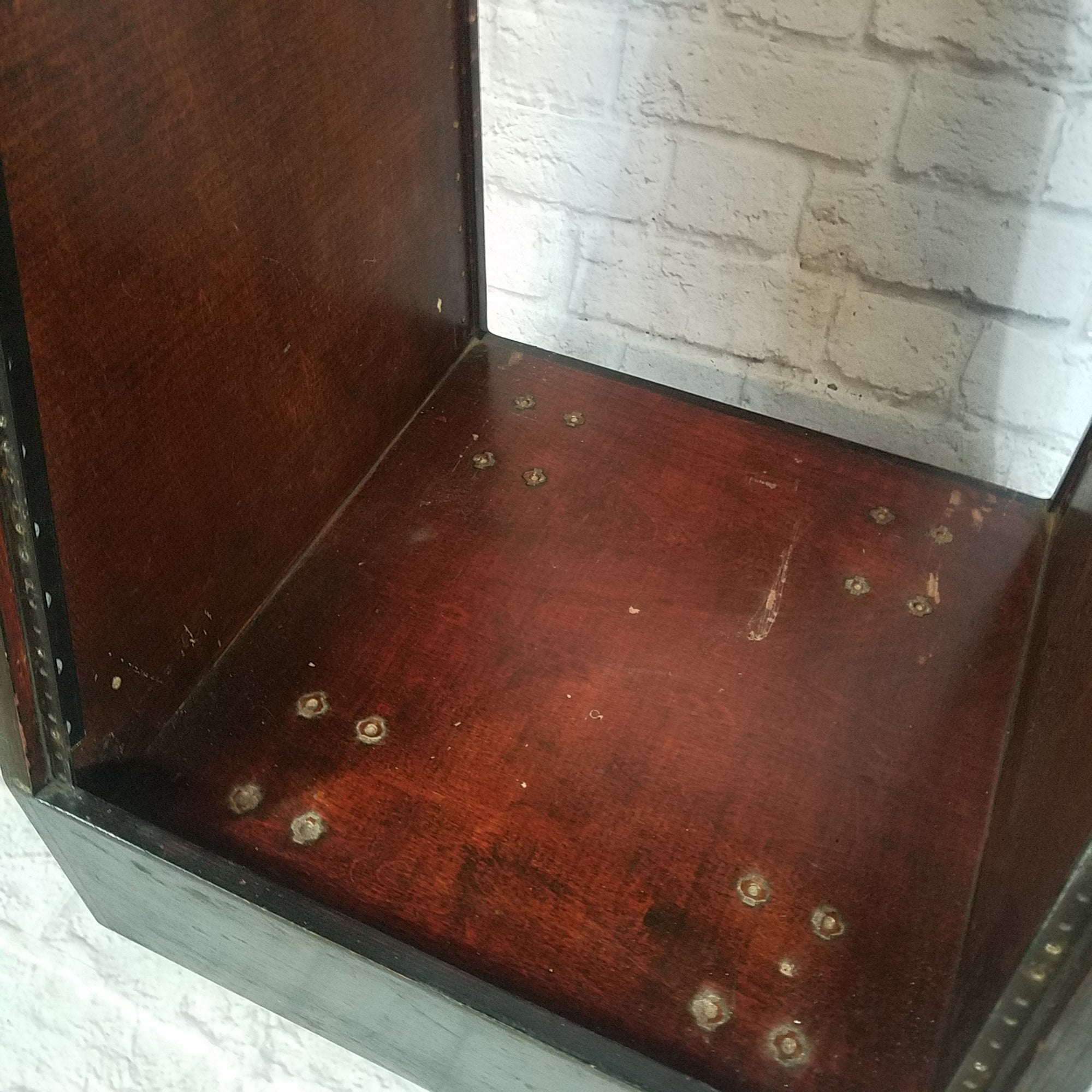 14U Rolling Wood Rack Case