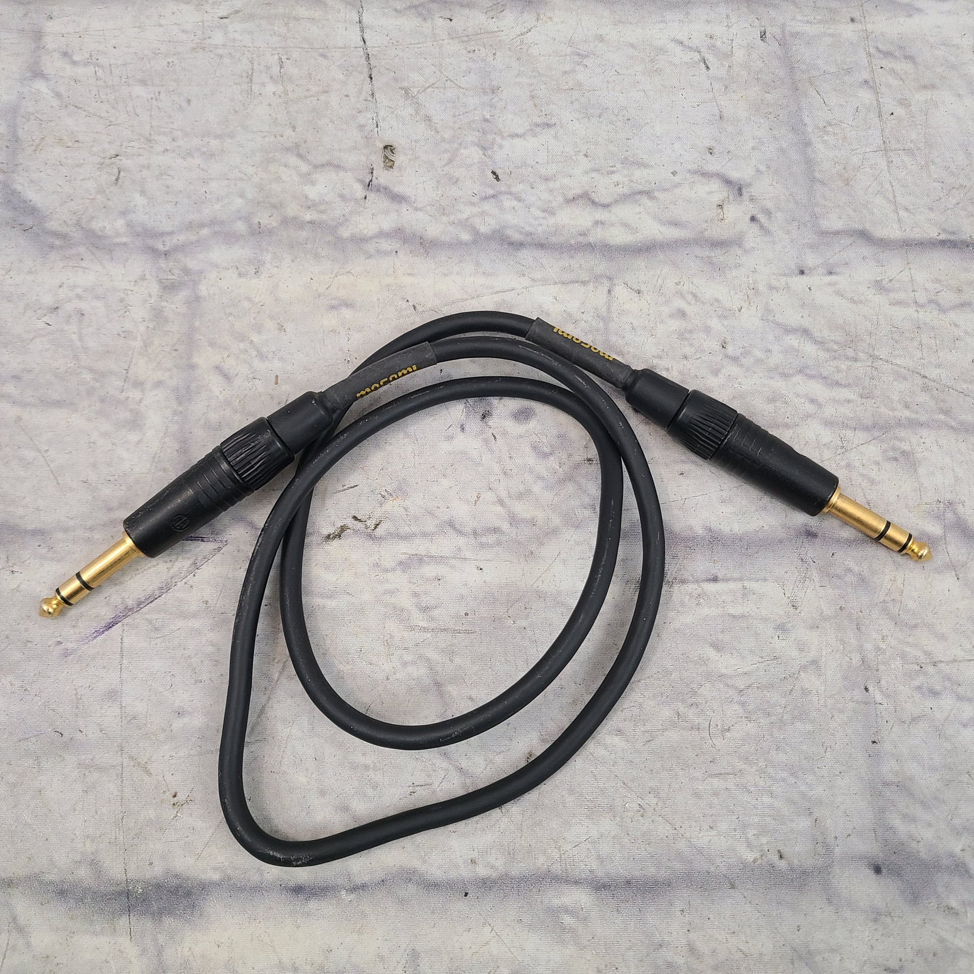 Mogami 1/4 Stereo Cable 3ft