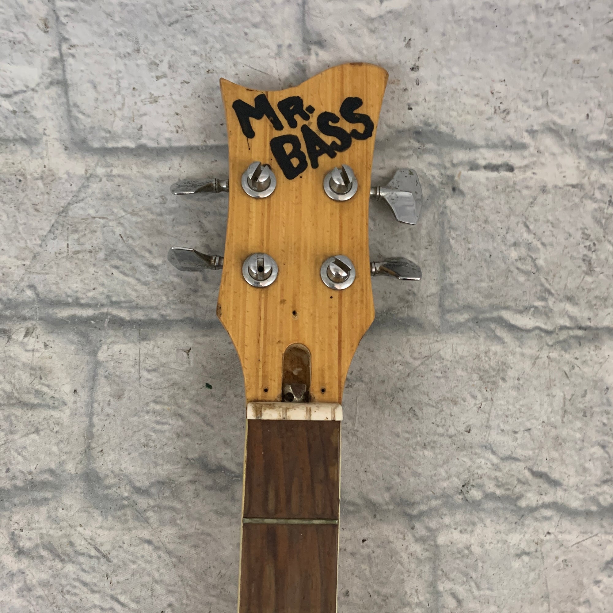 MIJ 60s Teisco? Full Scale Bass Neck