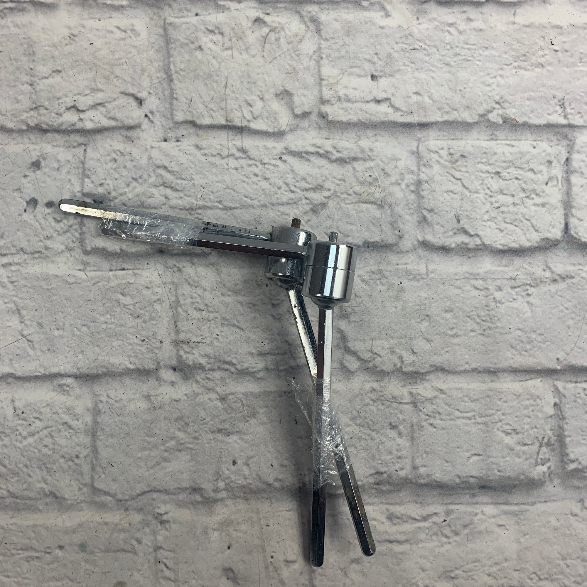 Unknown Tom Arm