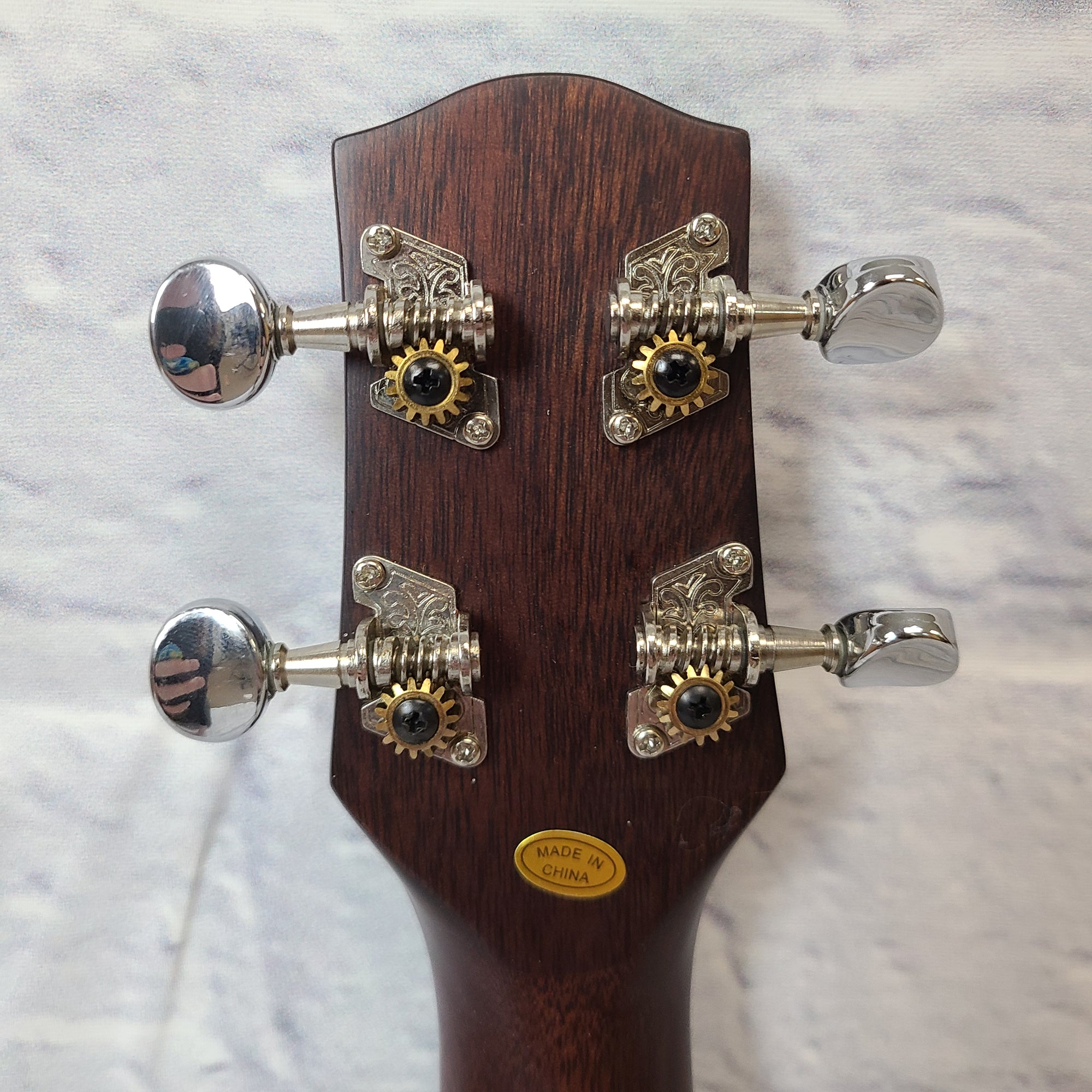 Gold Tone ResoUke Tenor-Scale Metal Body Resonator 4-String Ukulele
