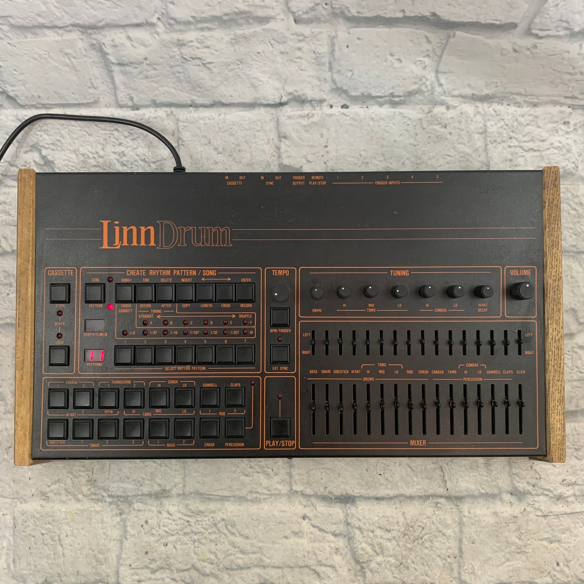 LinnDrum LM2 Vintage Drum Machine