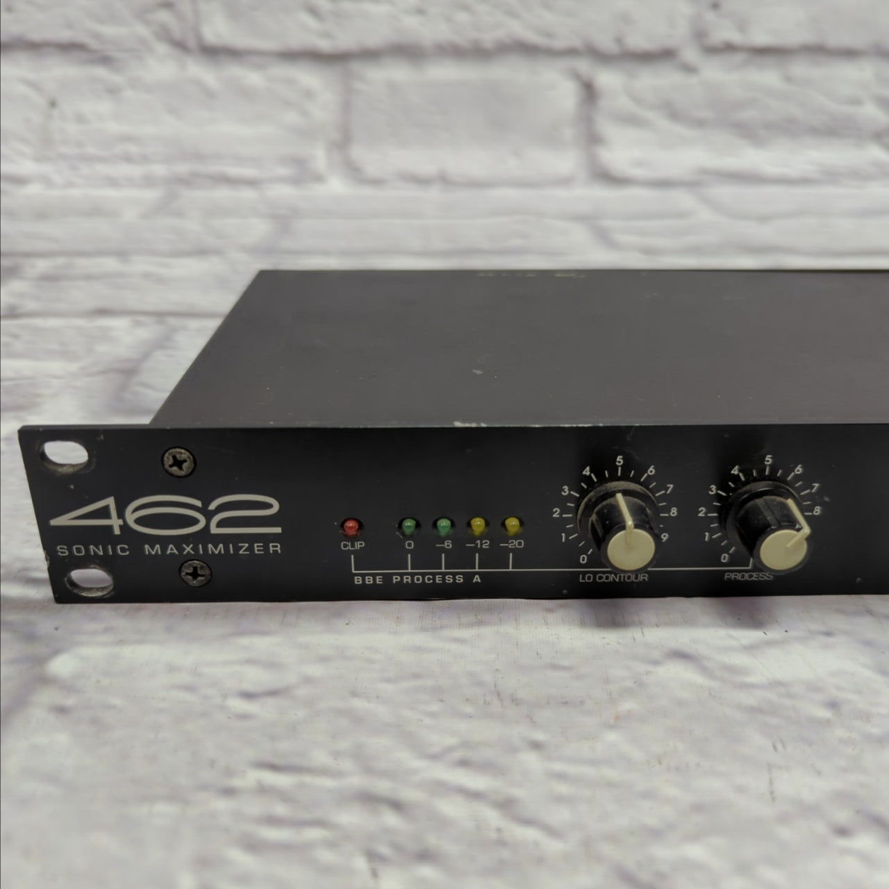 BBE 462 Sonic Maximizer Rackmount - Evolution Music