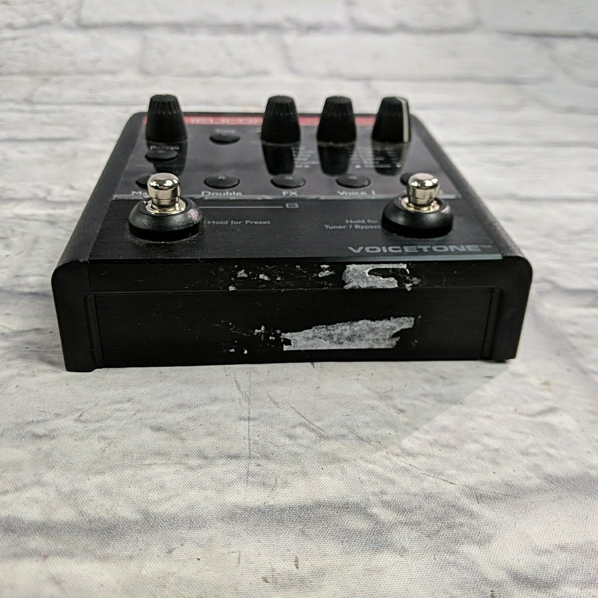 TC Helicon Harmony G-XT Vocal Effect Pedal