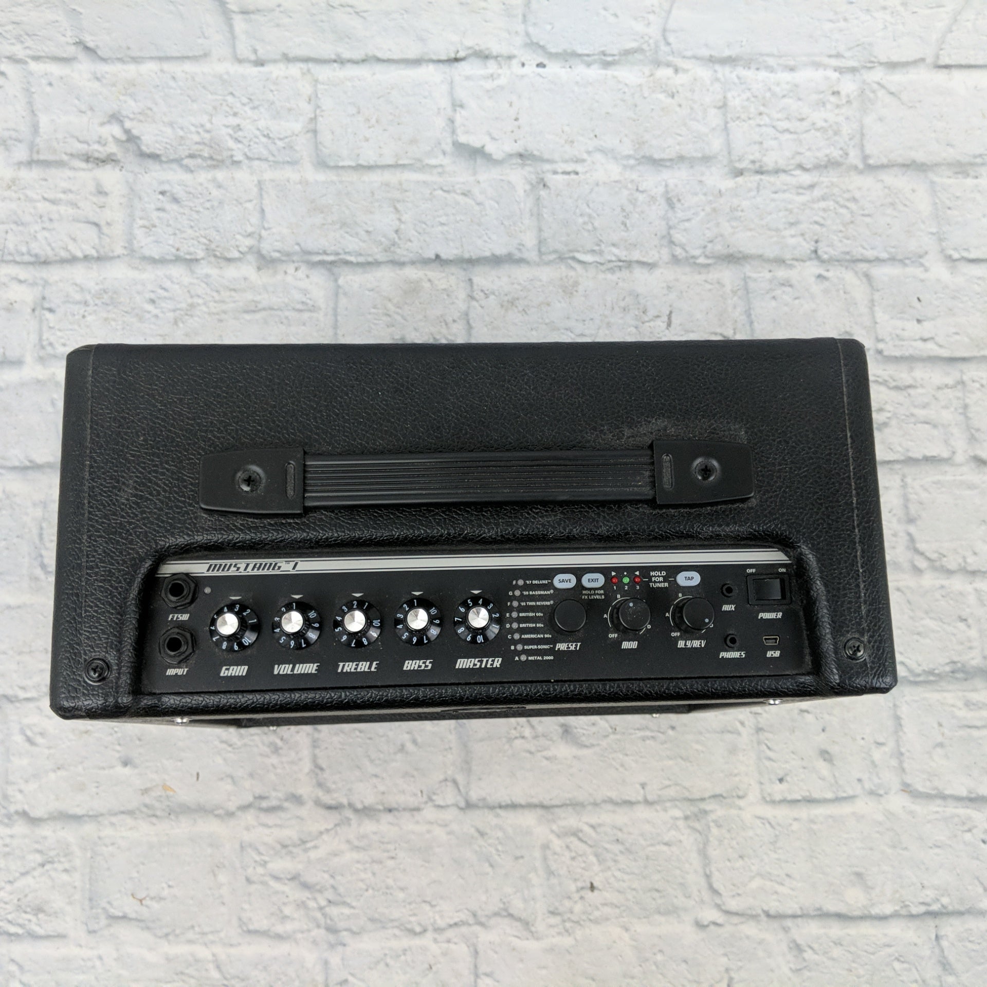 Fender Mustang I Combo Amp